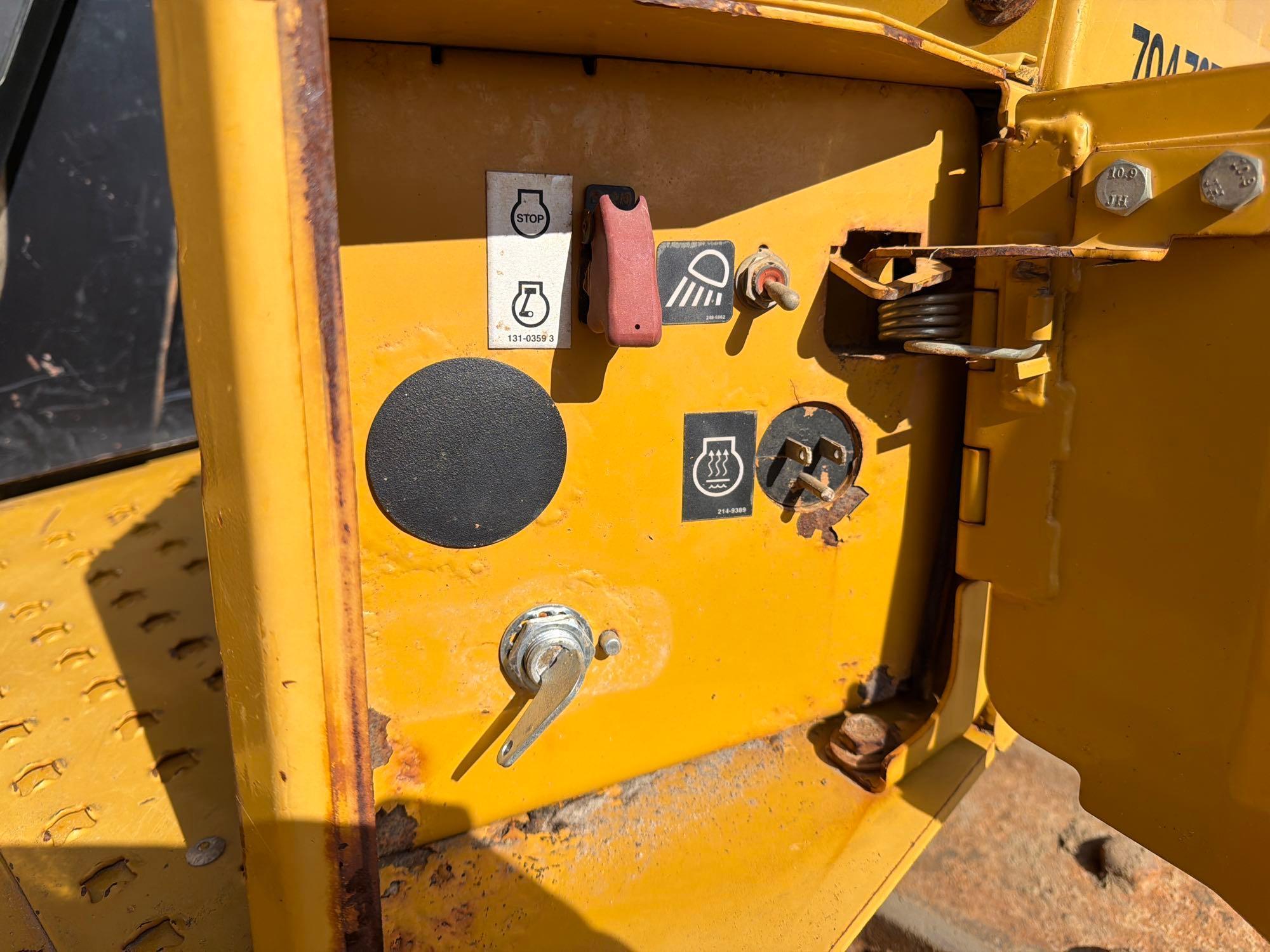 Caterpillar D6T