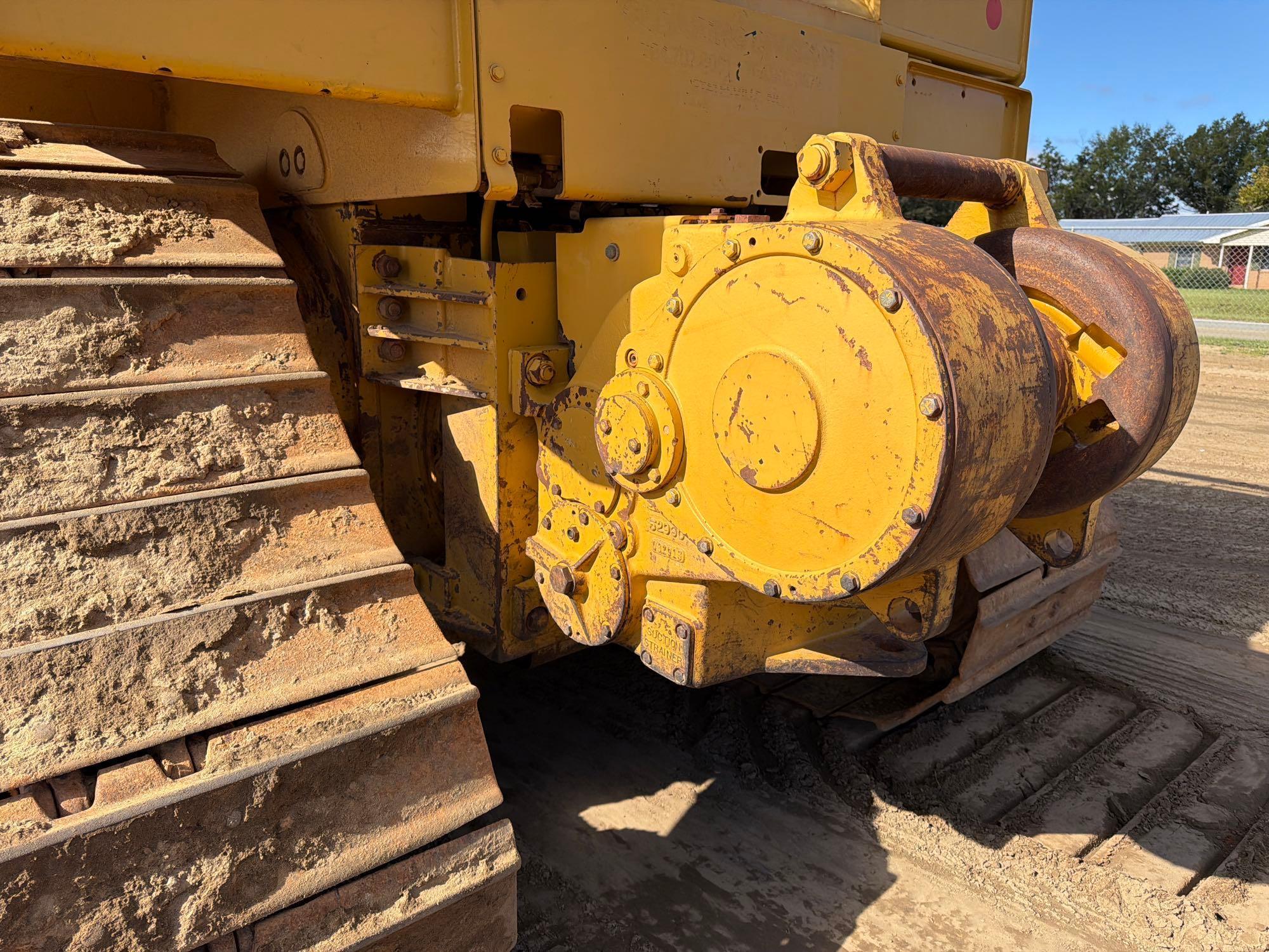 Caterpillar D6T