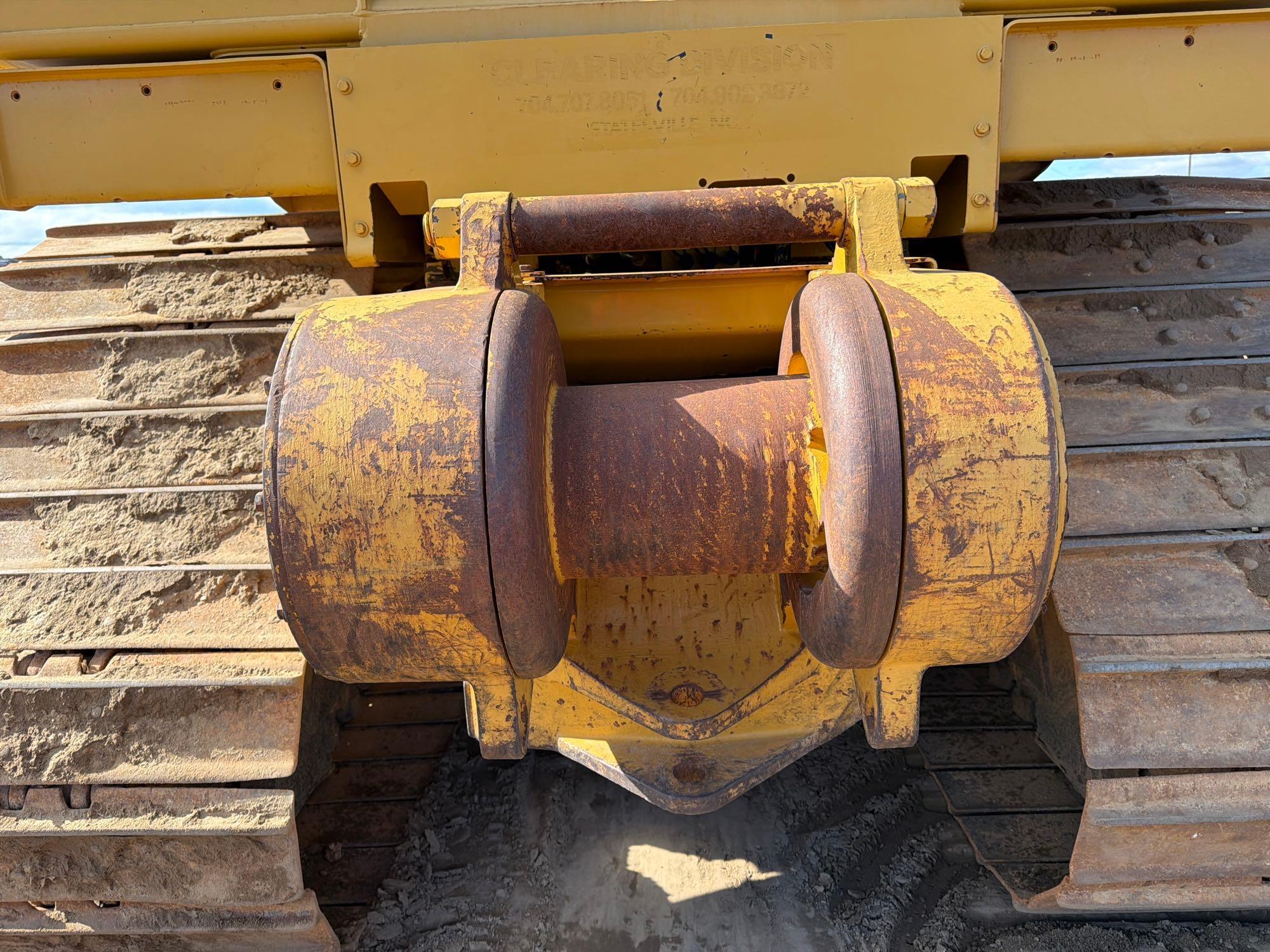 Caterpillar D6T