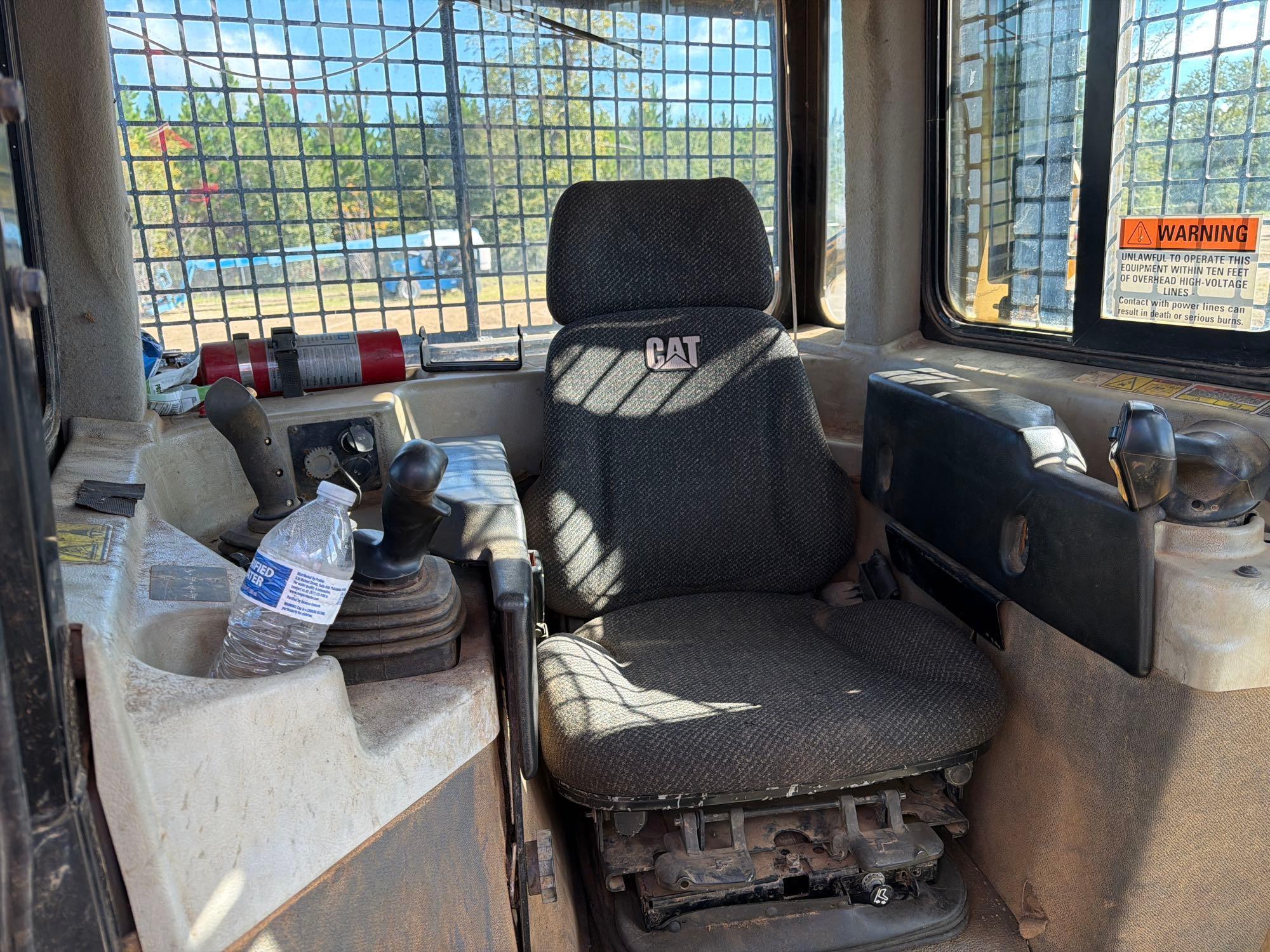 Caterpillar D6T