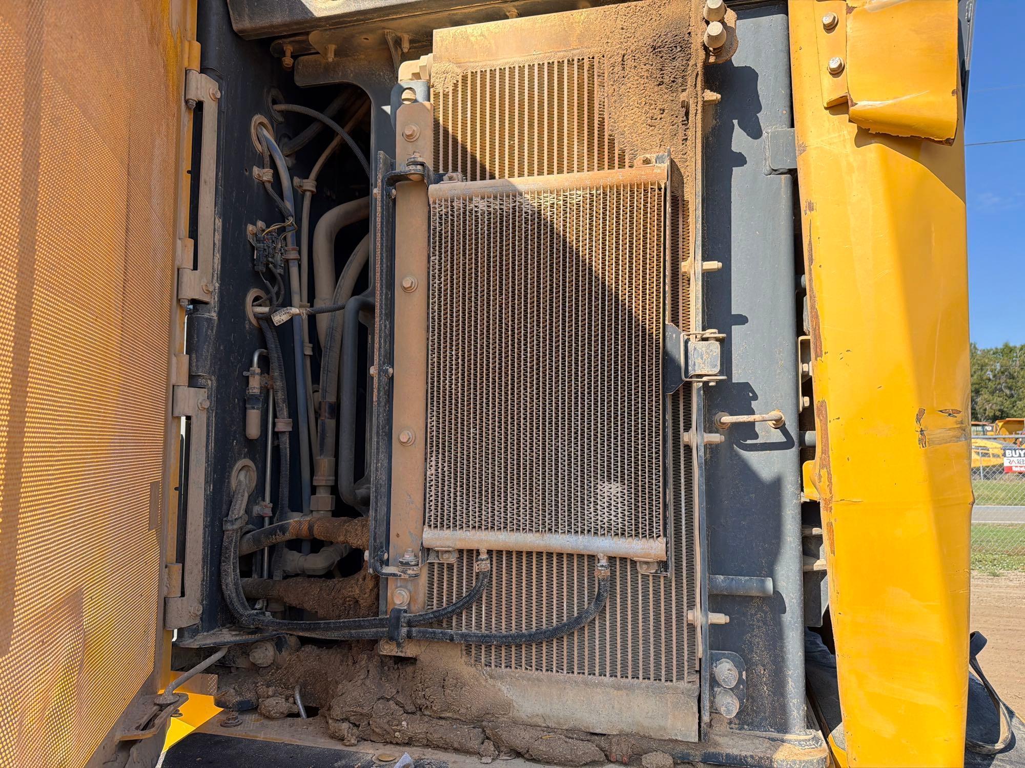 John Deere 744K