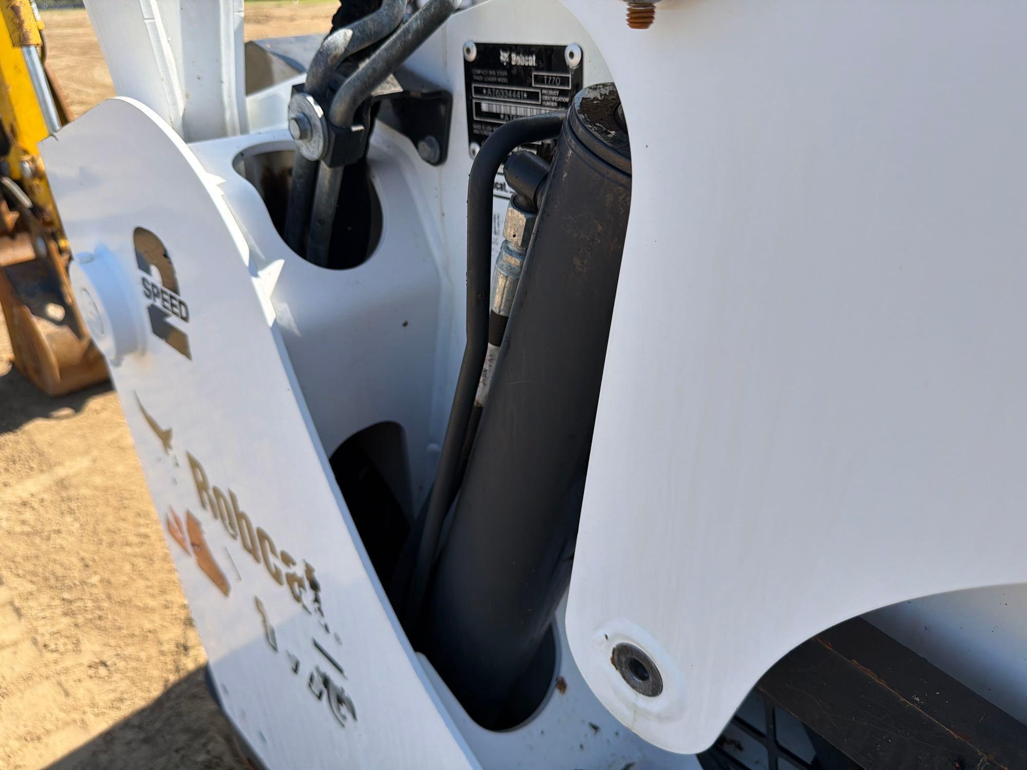 Bobcat T770