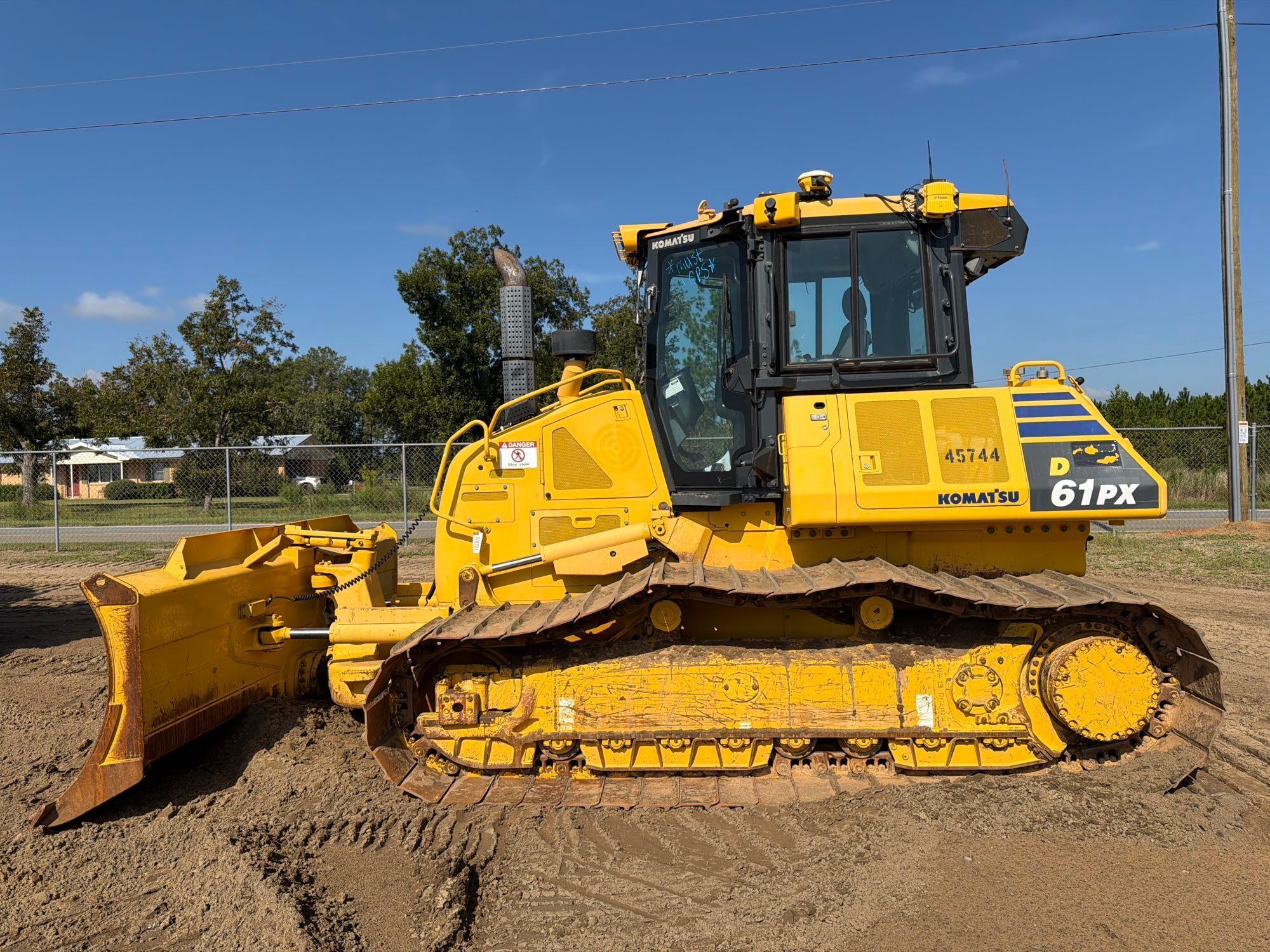Komatsu D61PX