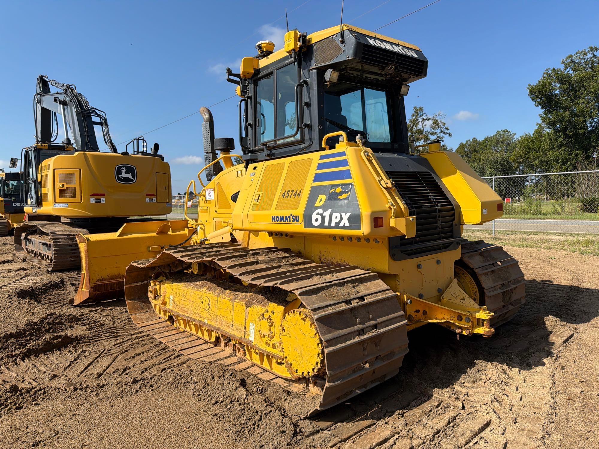 Komatsu D61PX