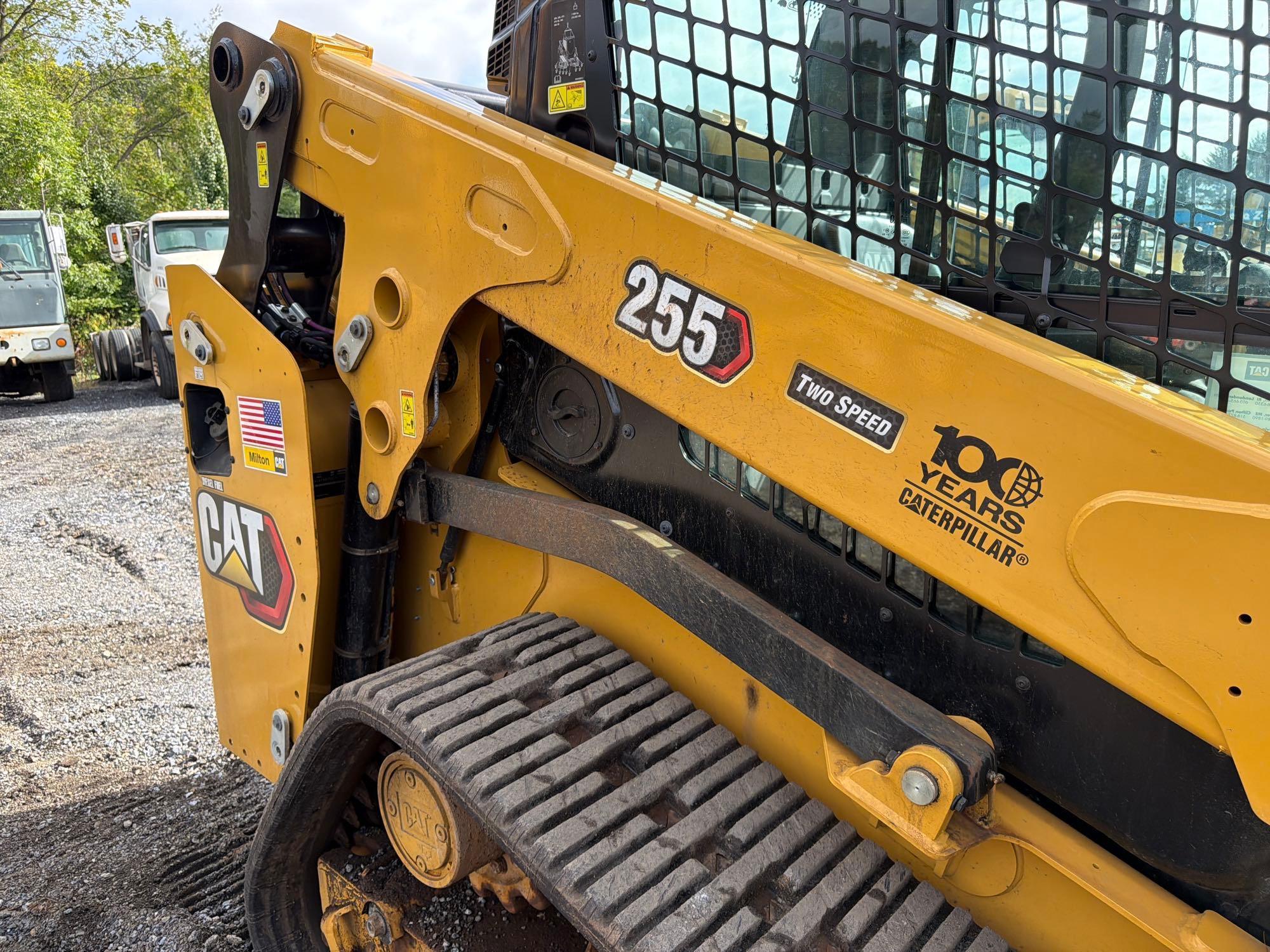 Caterpillar 255