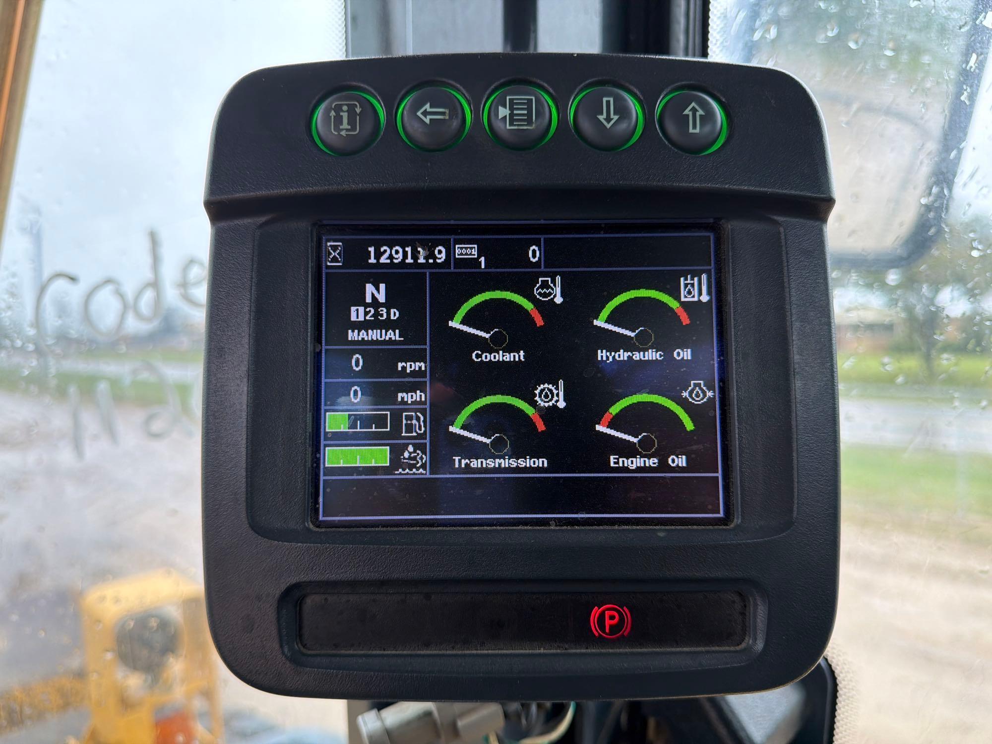 John Deere 824K