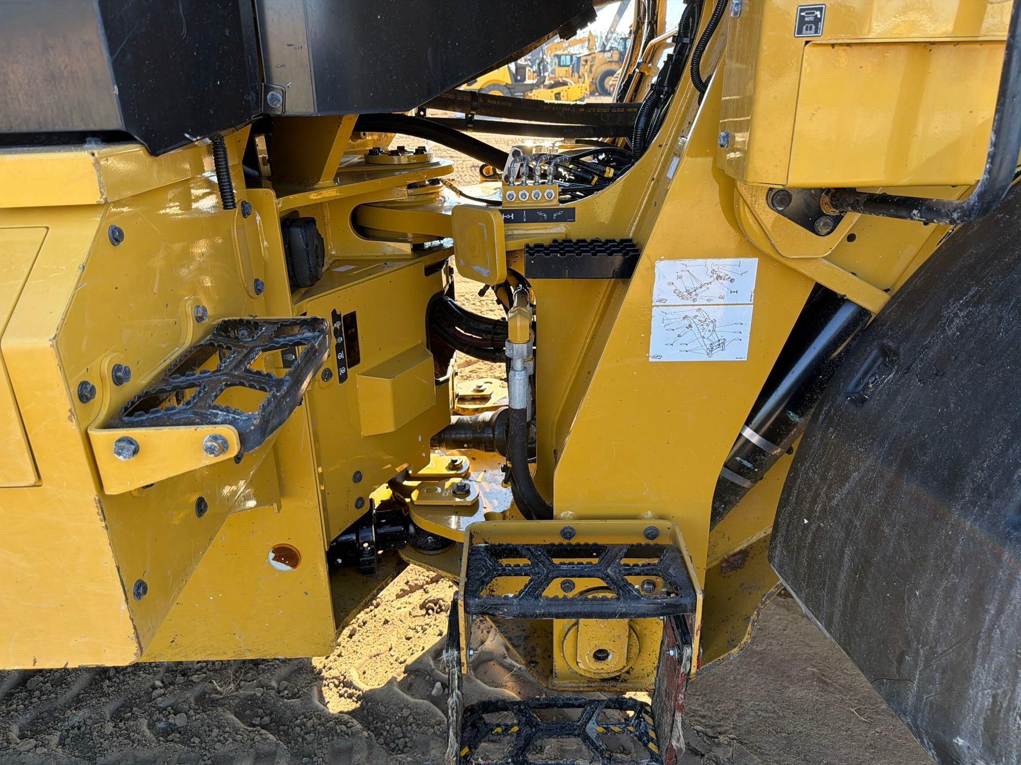 Caterpillar 938M