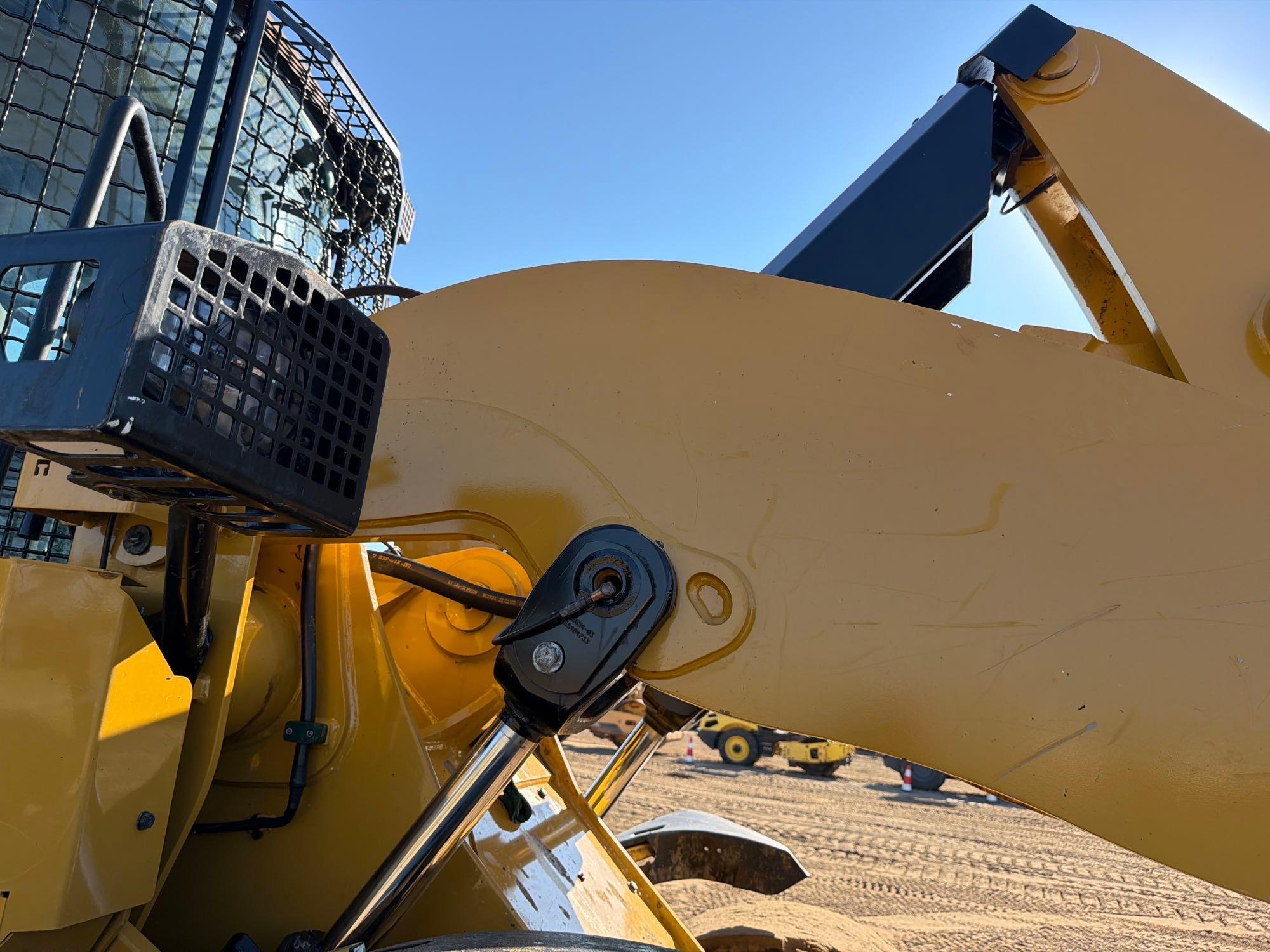 Caterpillar 938M