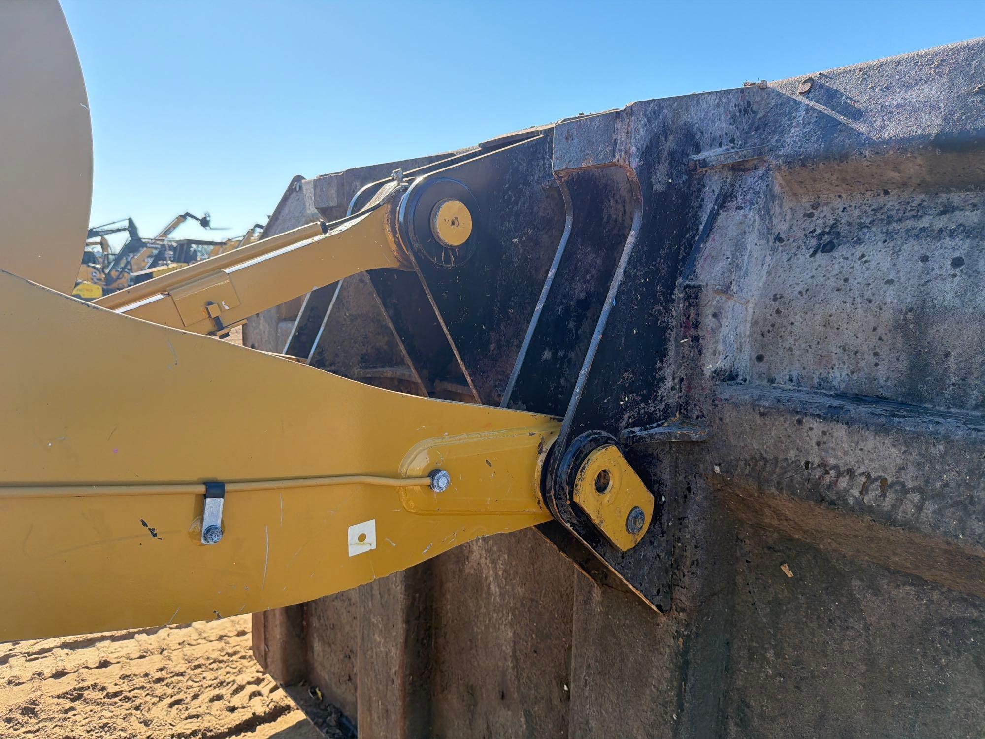 Caterpillar 938M