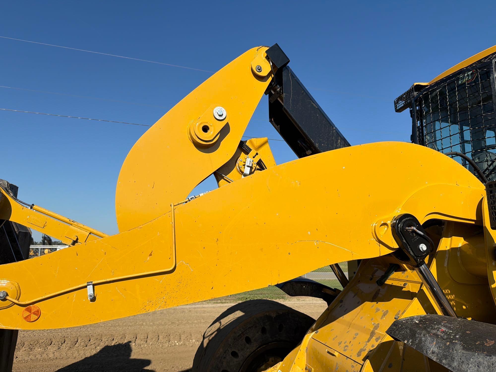 Caterpillar 938M