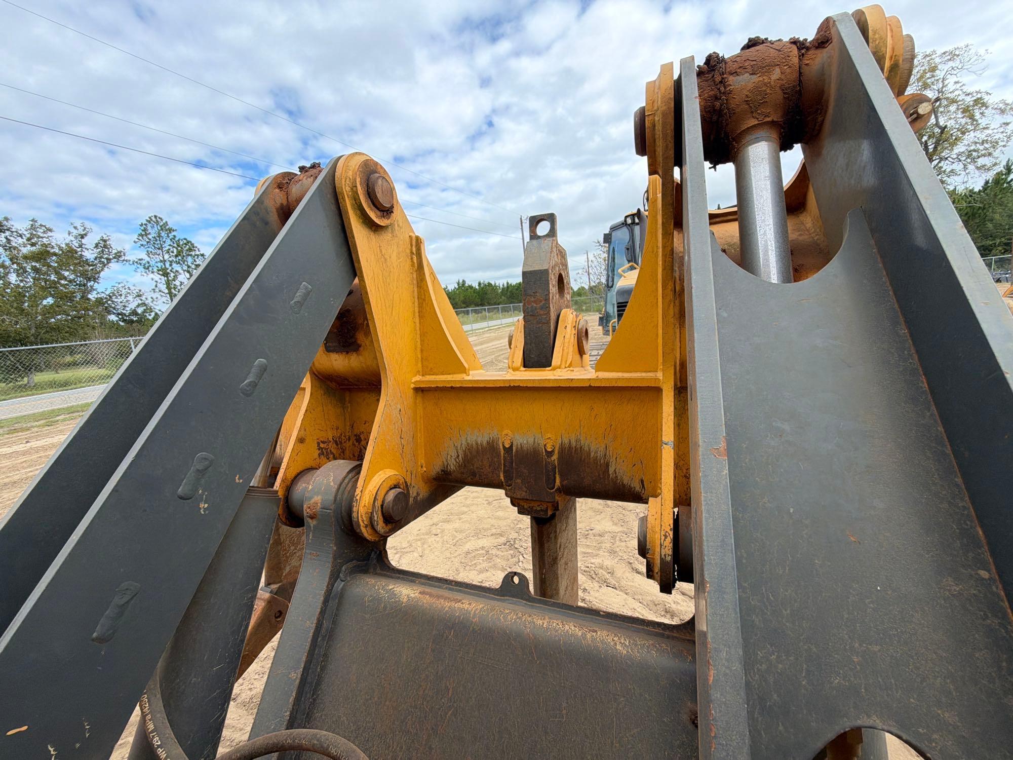 John Deere 750K