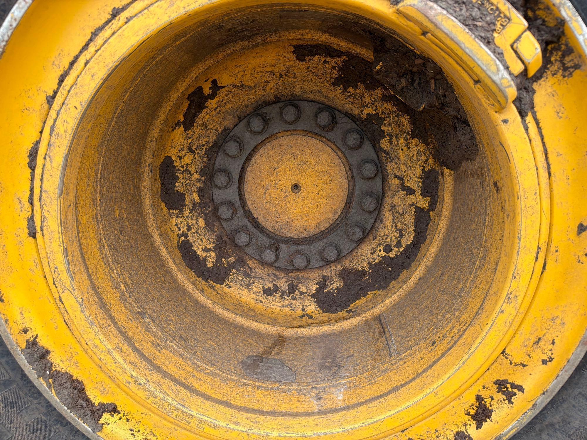 John Deere 644