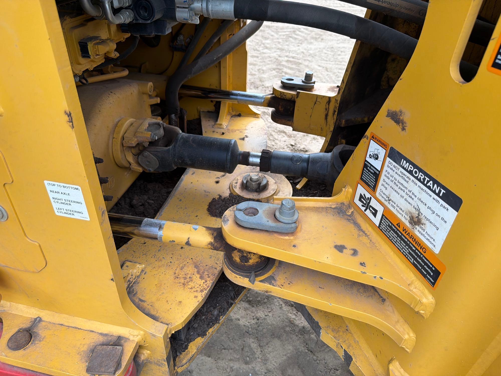John Deere 644