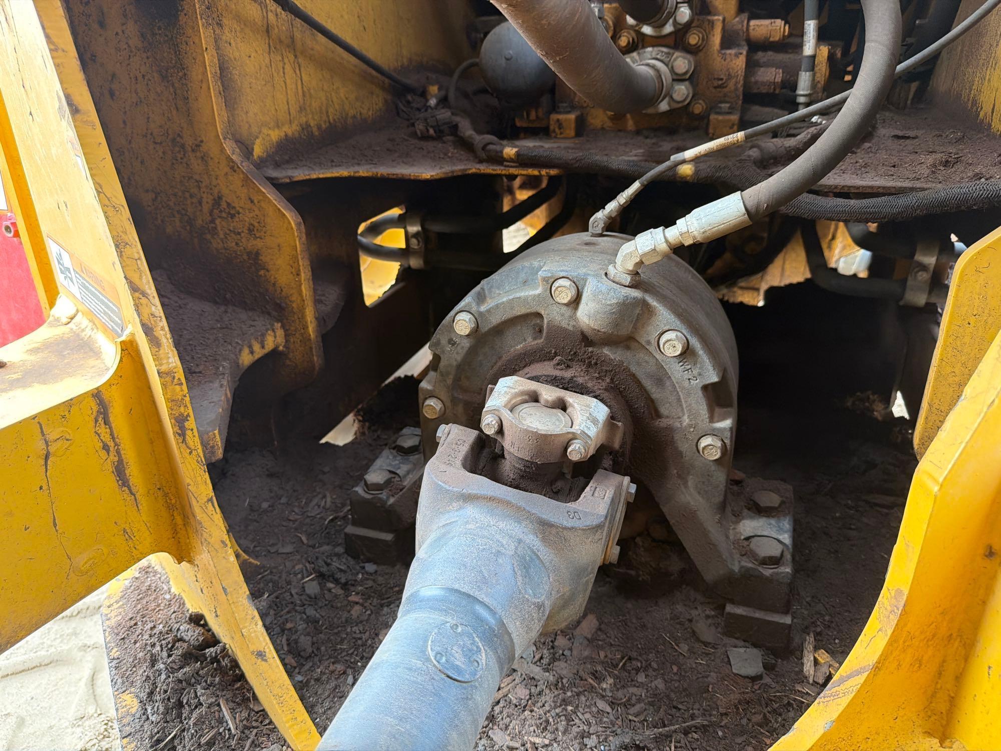 John Deere 644