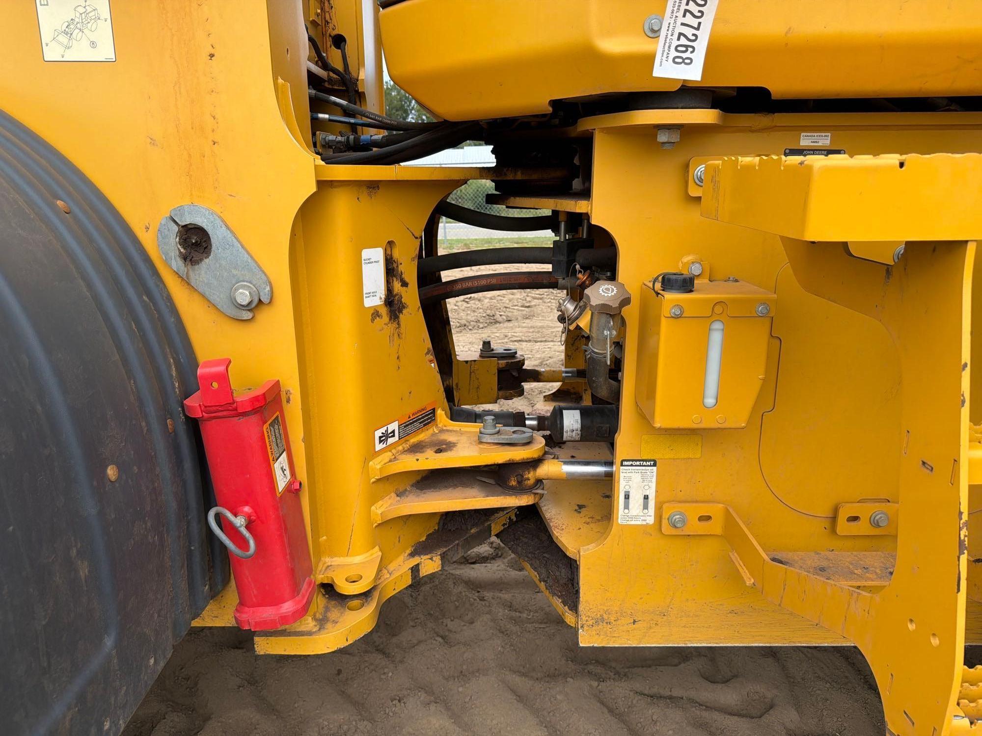 John Deere 644