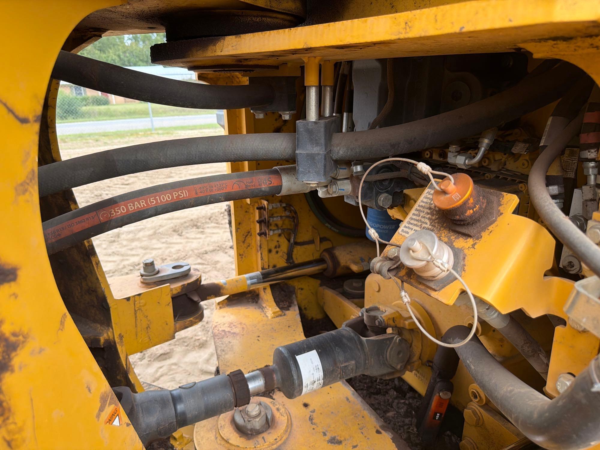John Deere 644