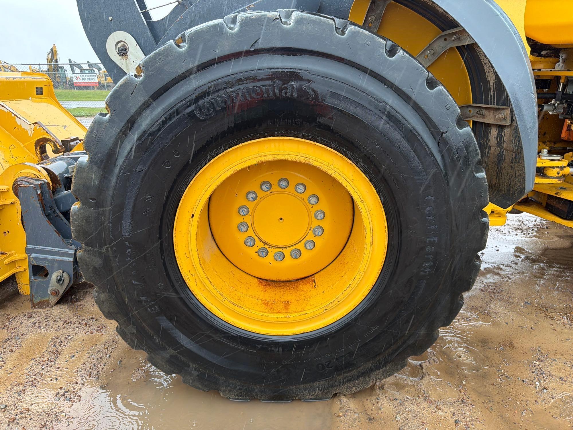 John Deere 544