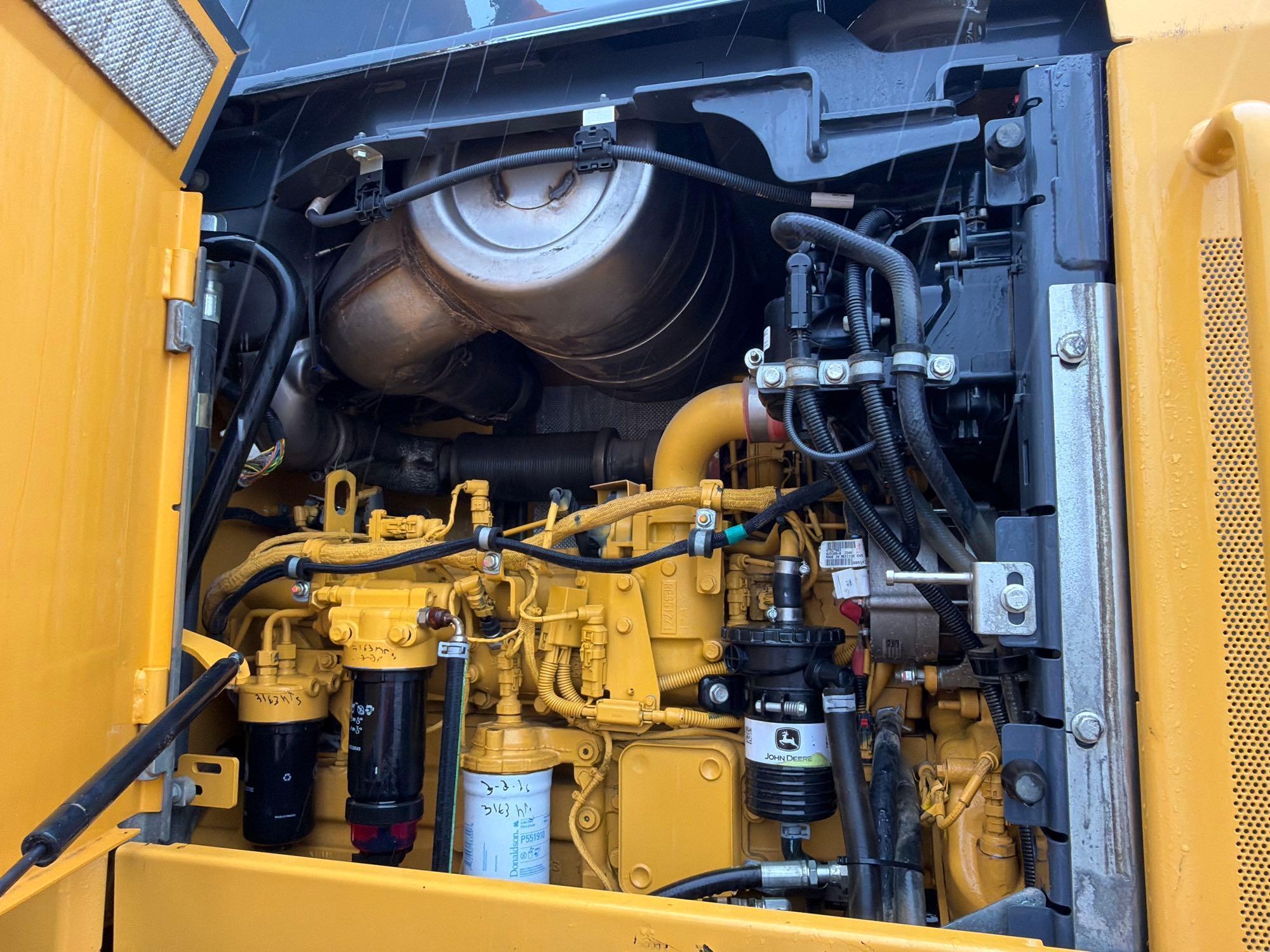 John Deere 544