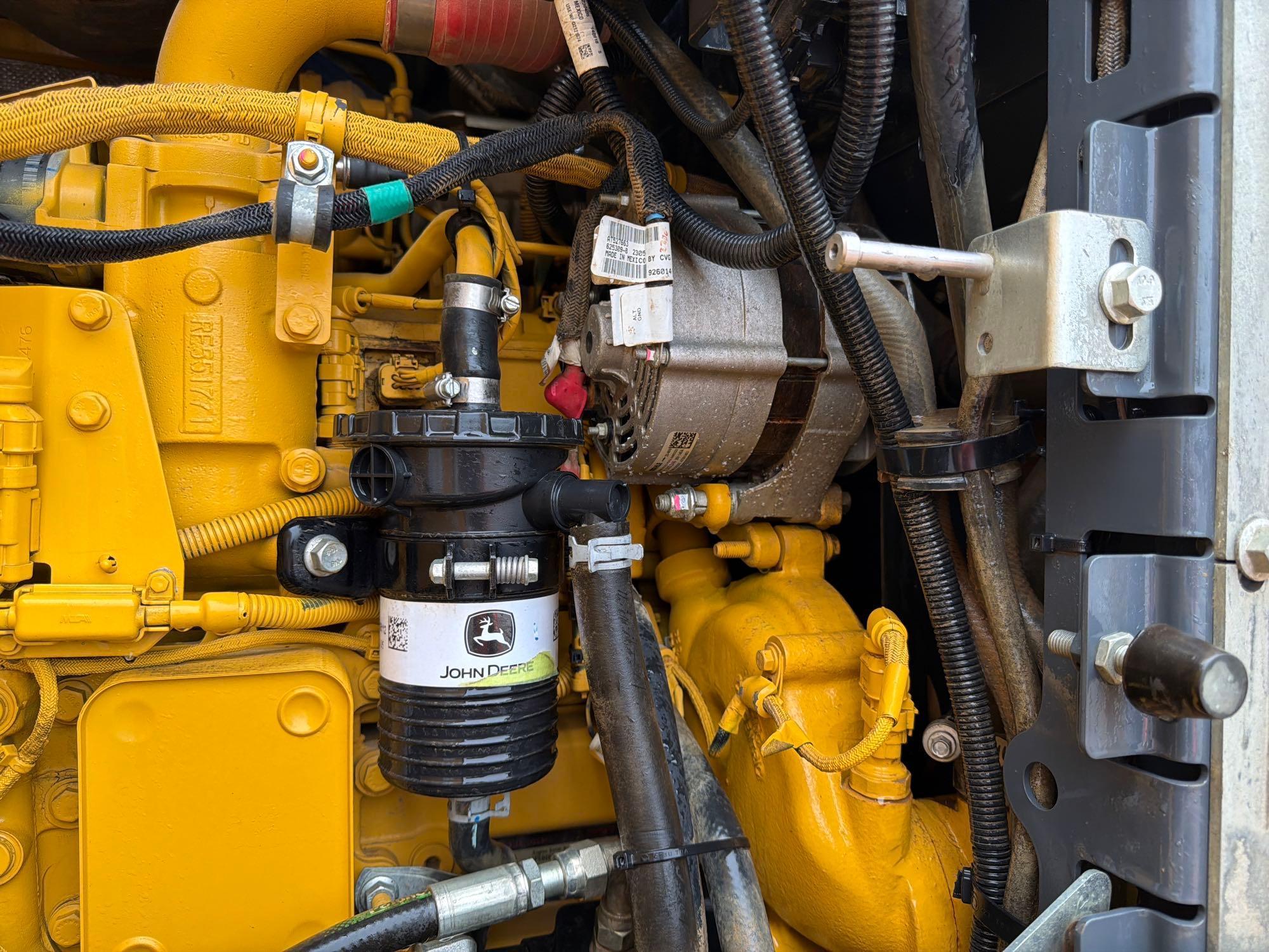 John Deere 544