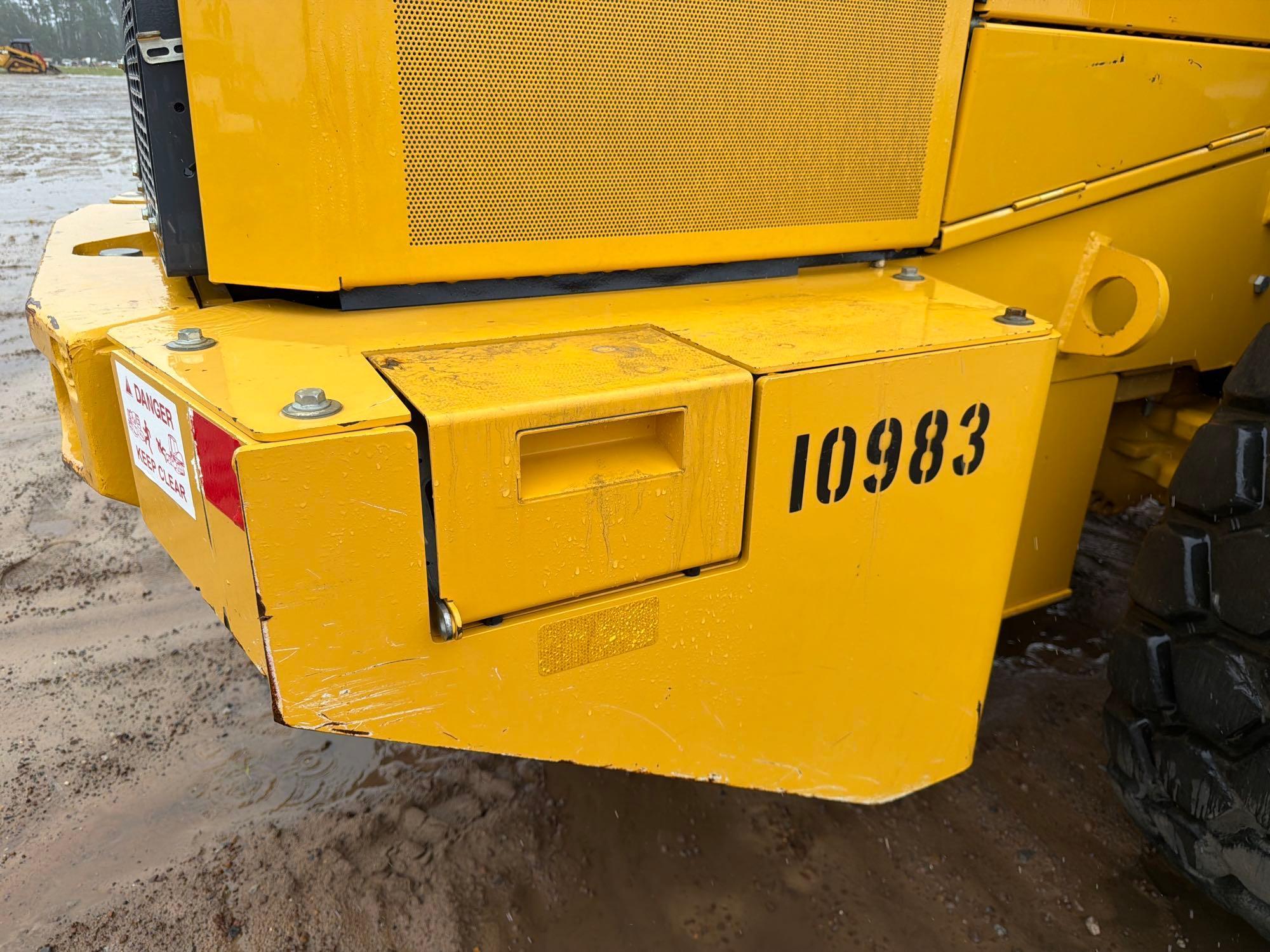 John Deere 544
