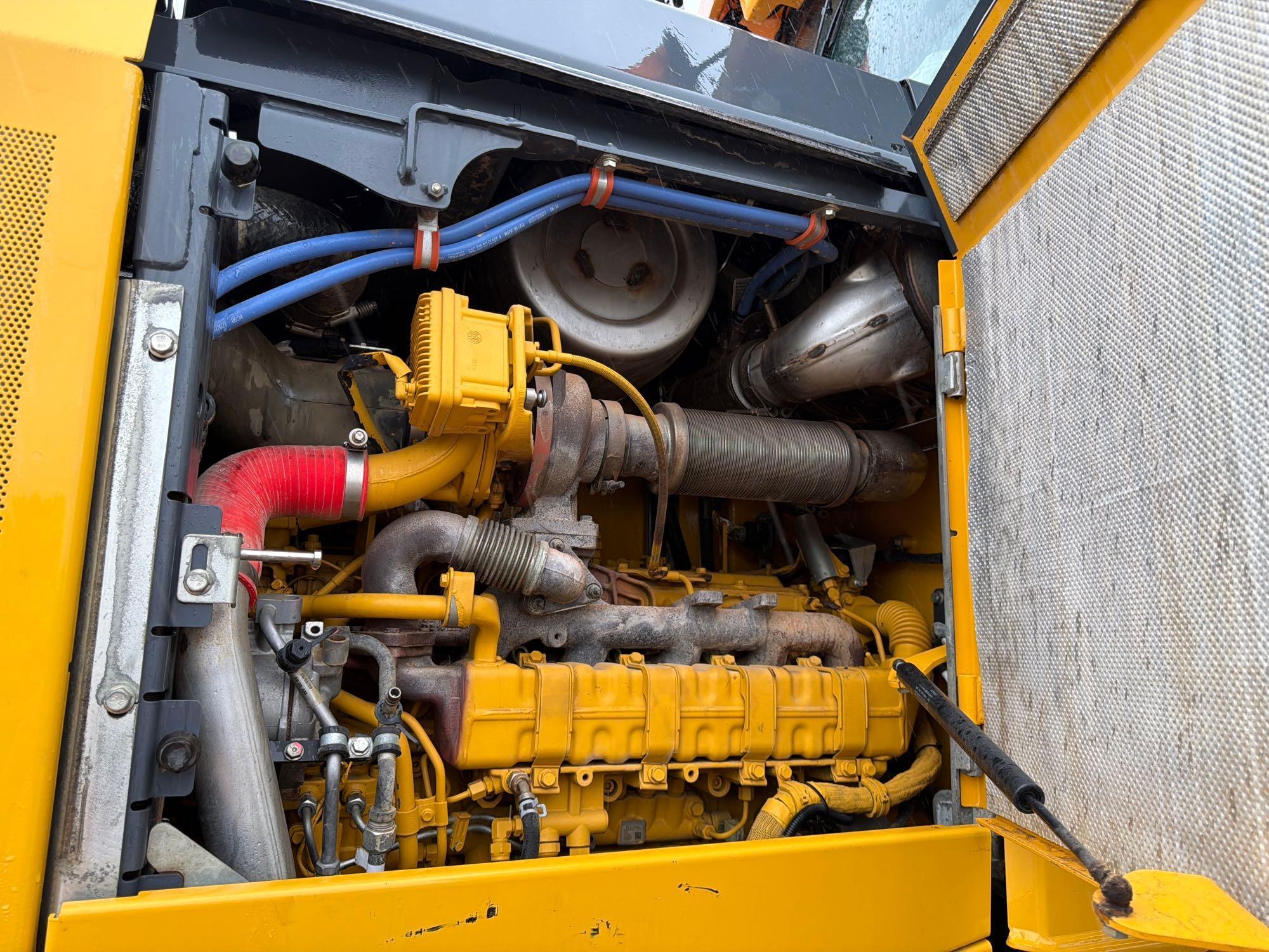 John Deere 544