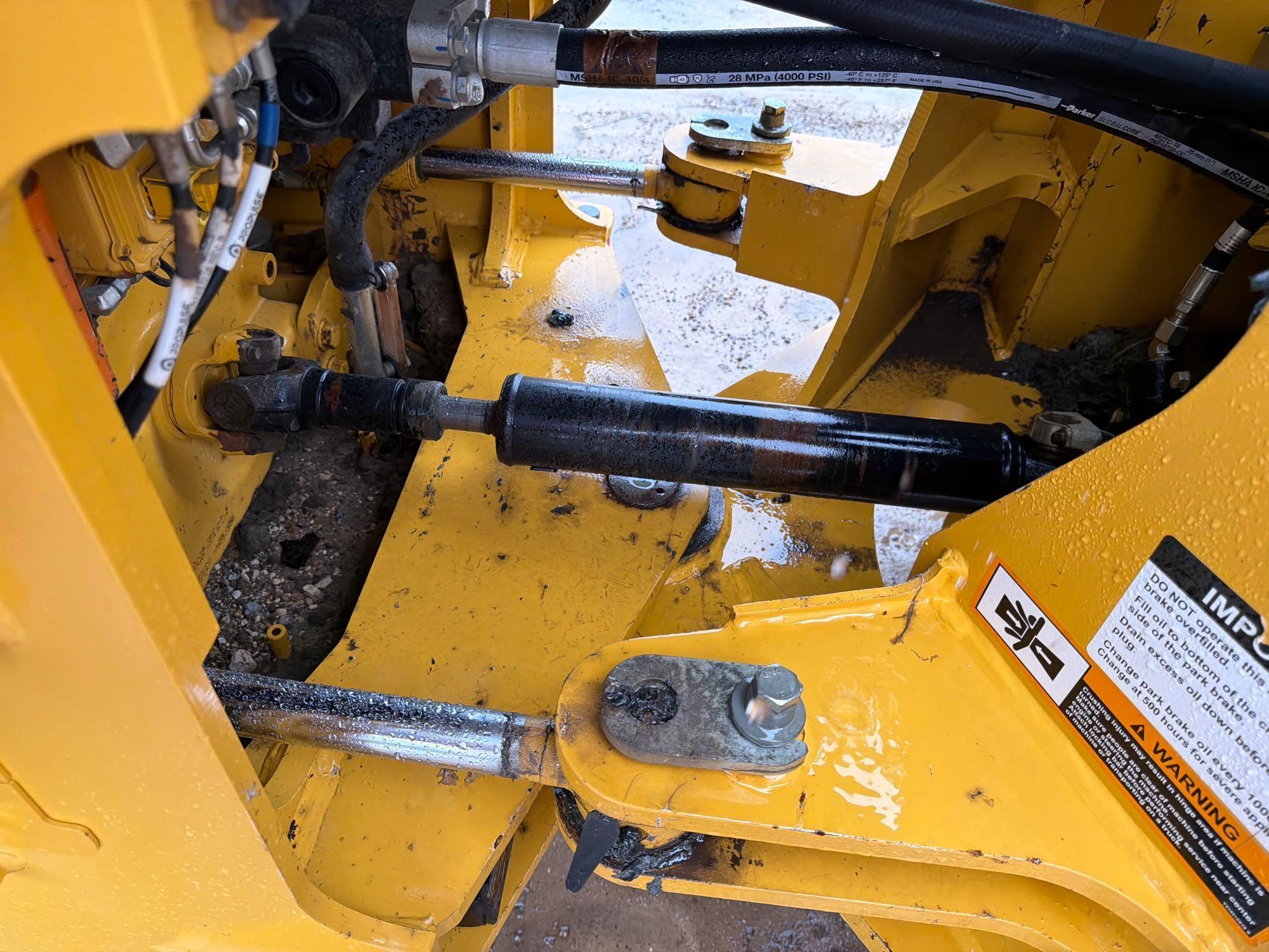 John Deere 544