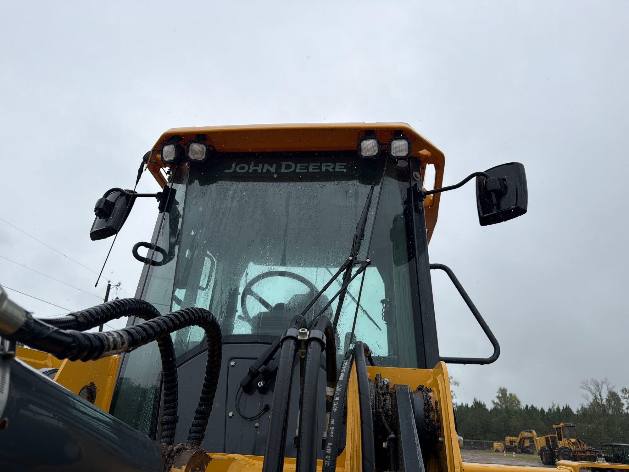 John Deere 544
