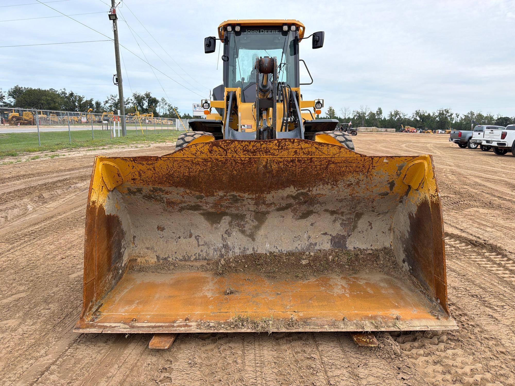 John Deere 544