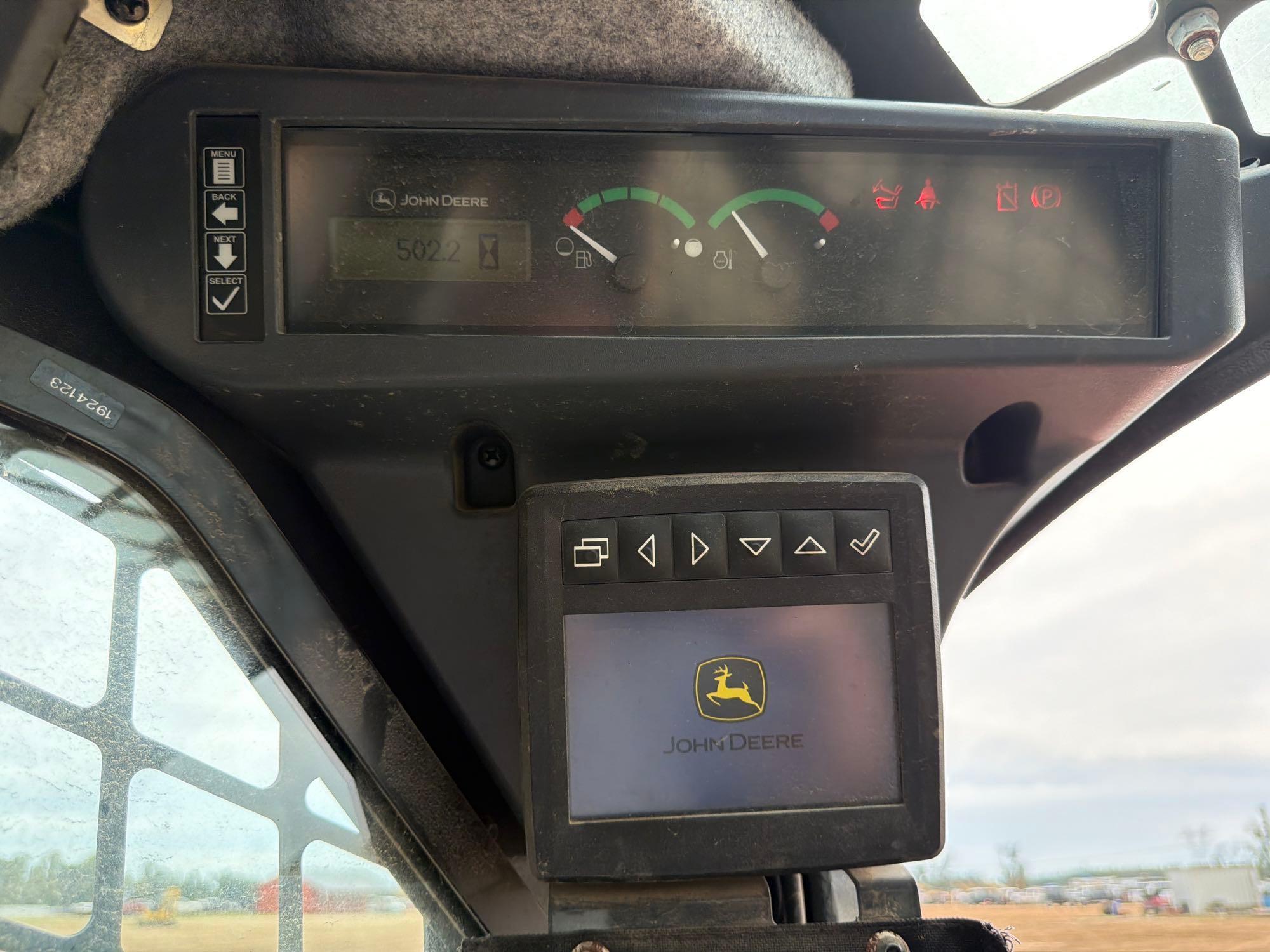 John Deere 325G