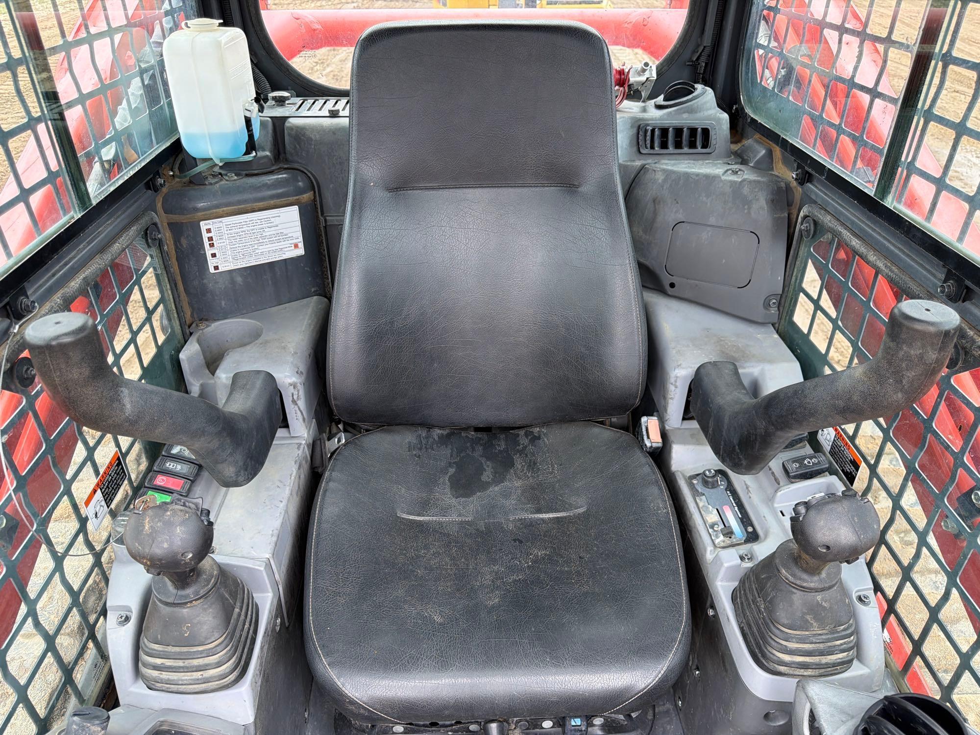 Kubota 752