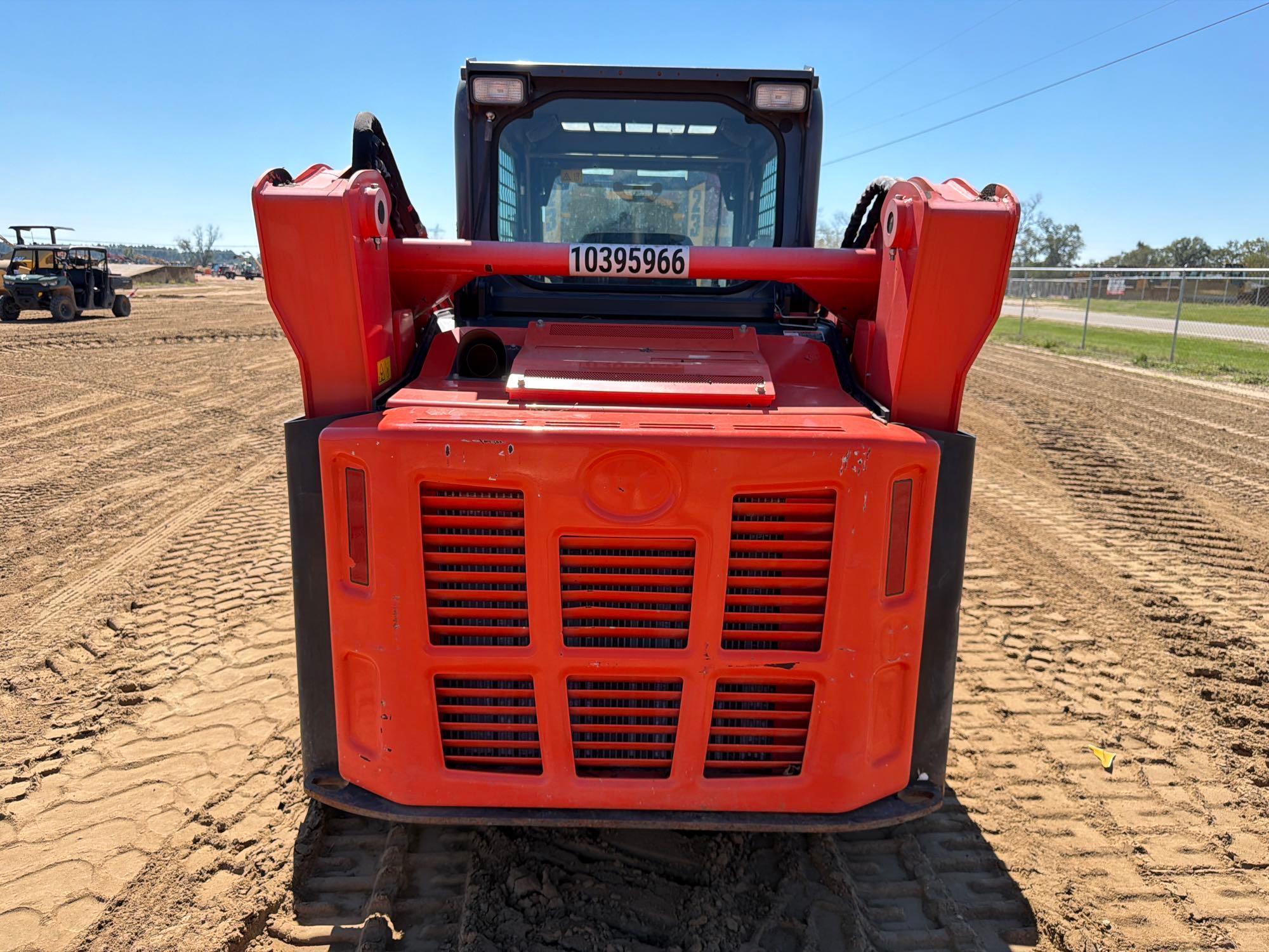 Kubota 752