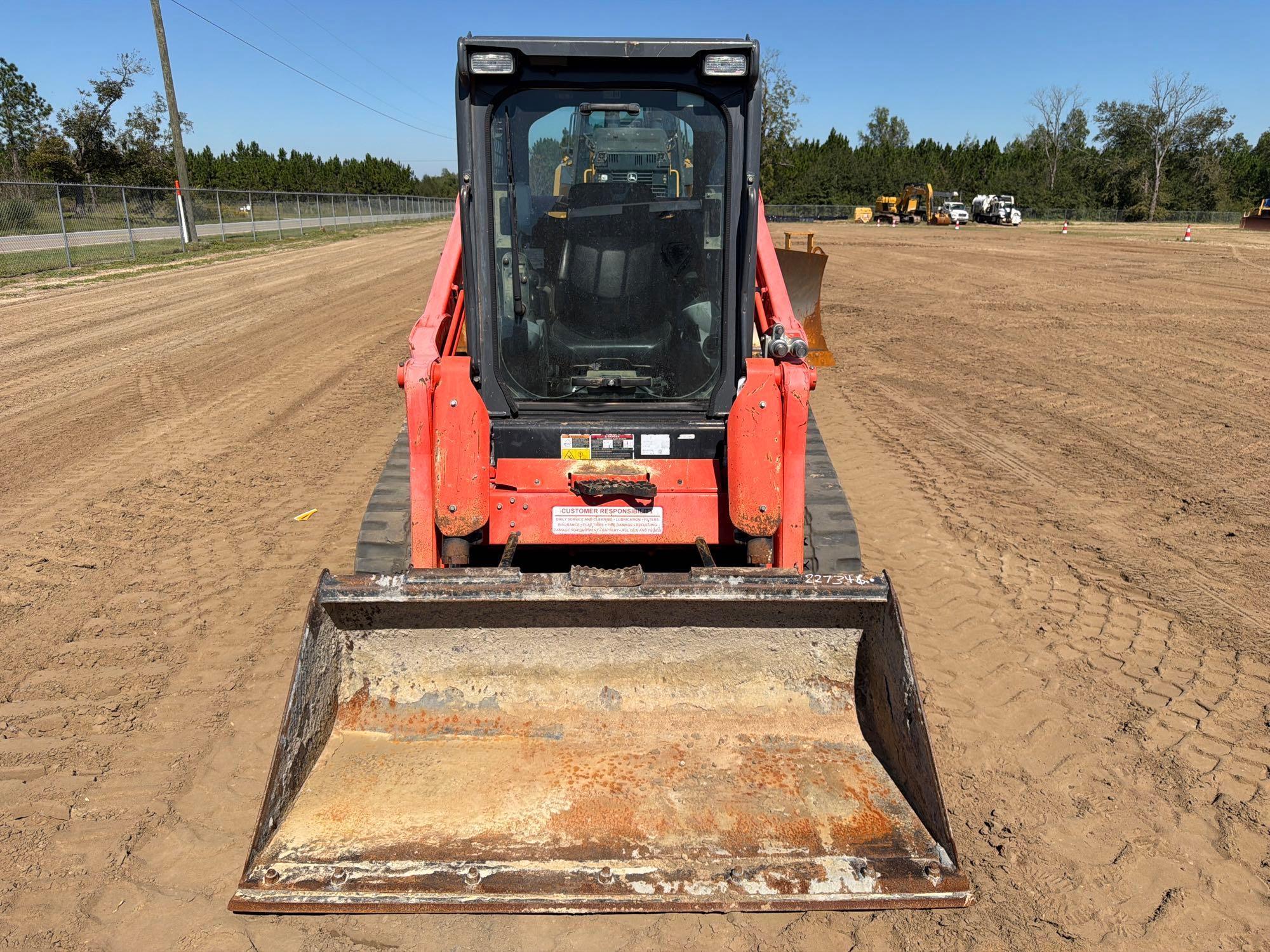 Kubota 752