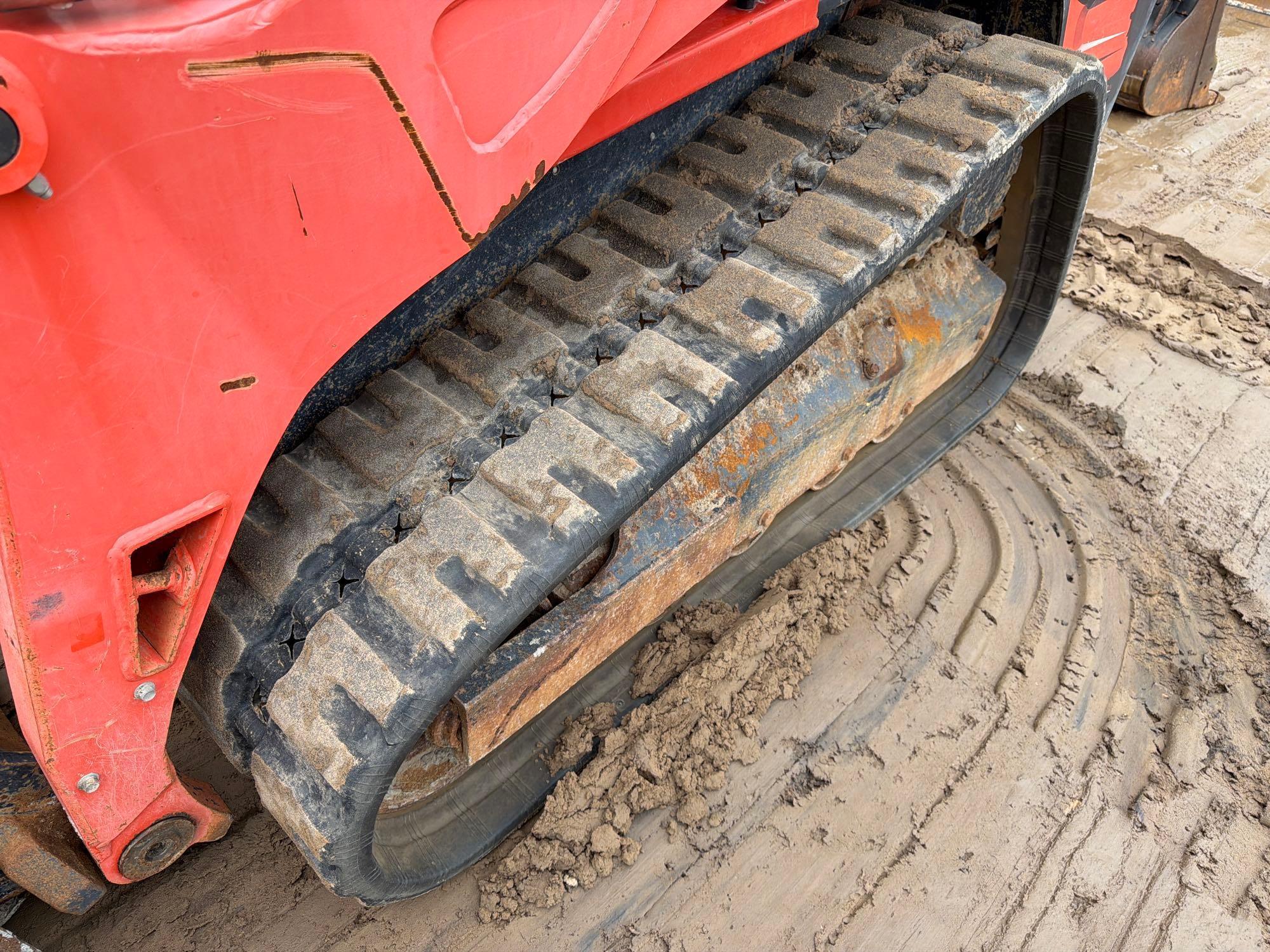 Kubota 752