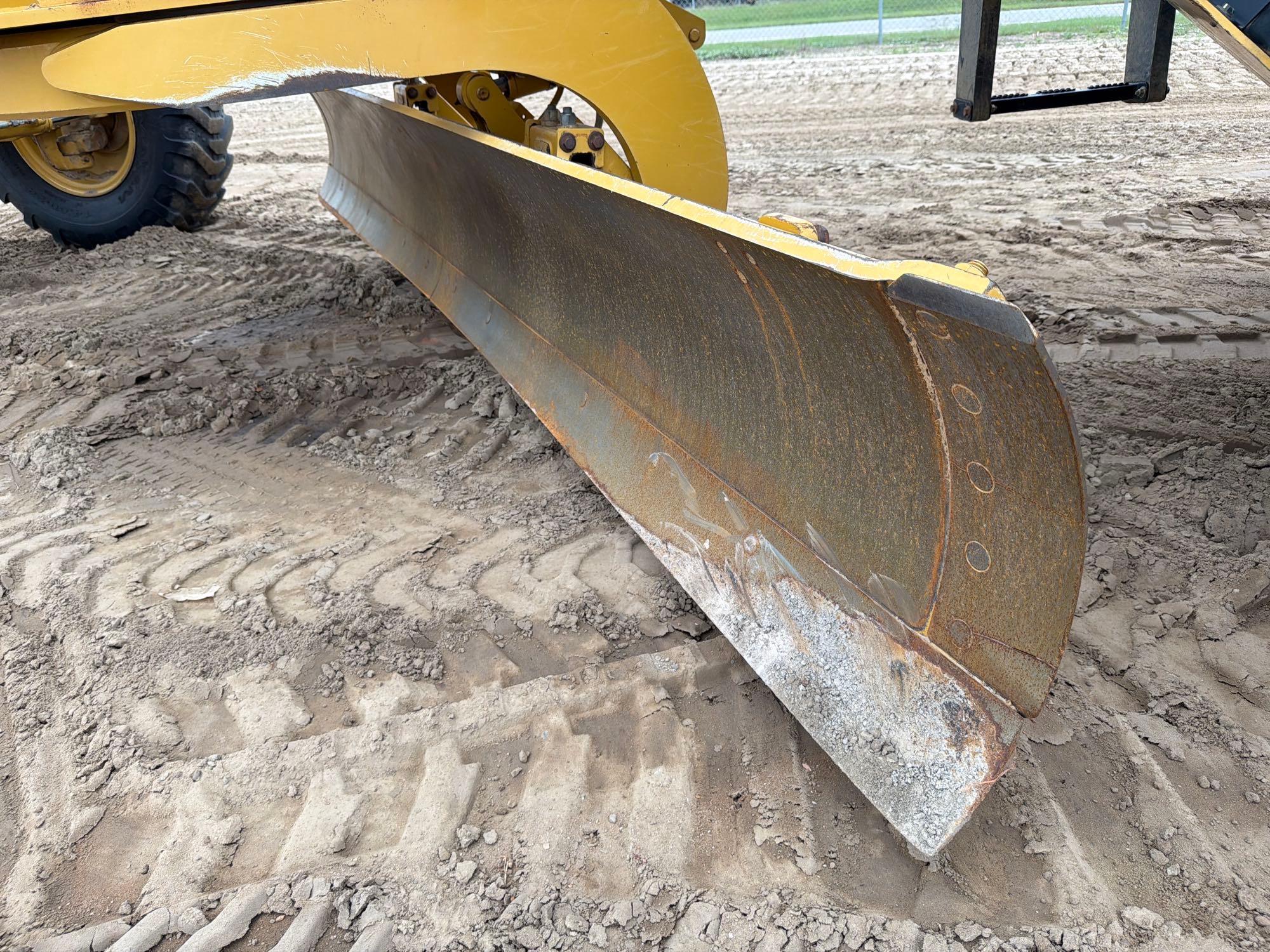 Caterpillar 140