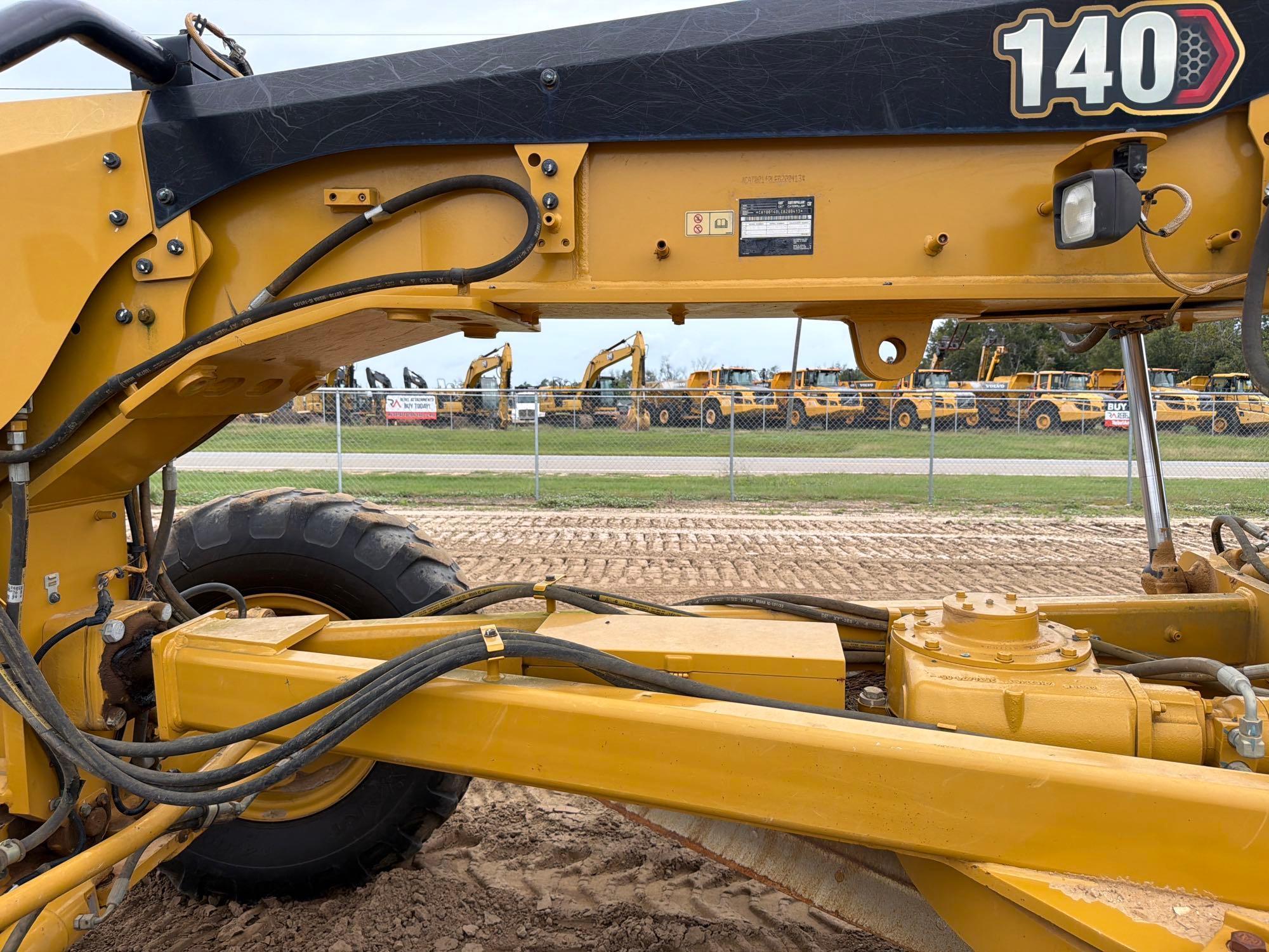Caterpillar 140