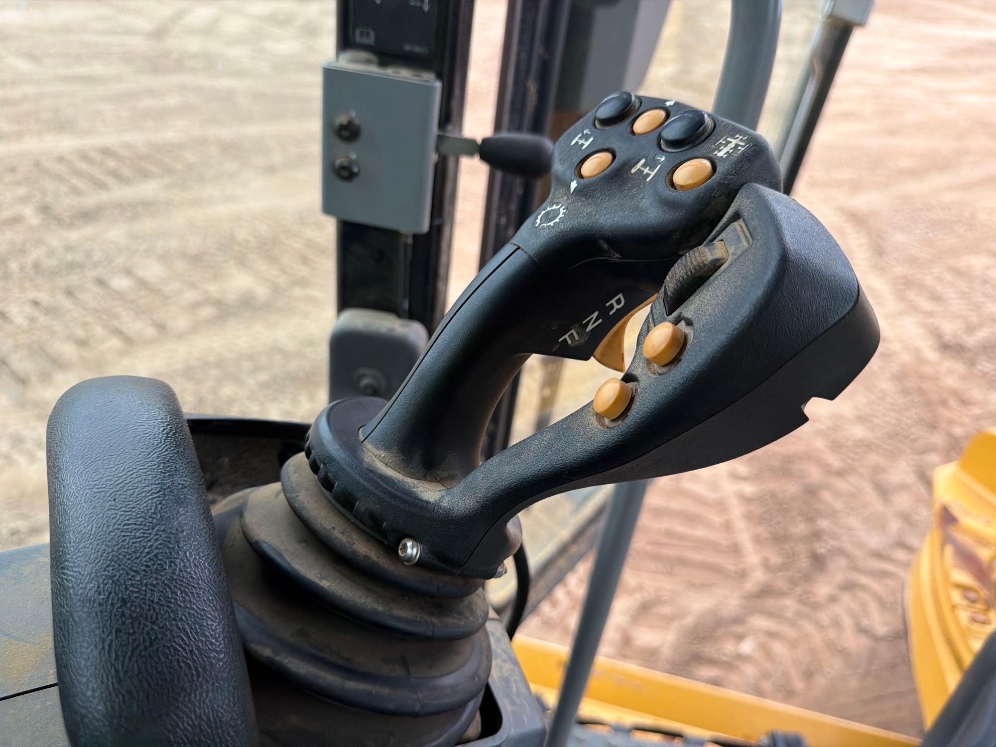 Caterpillar 140