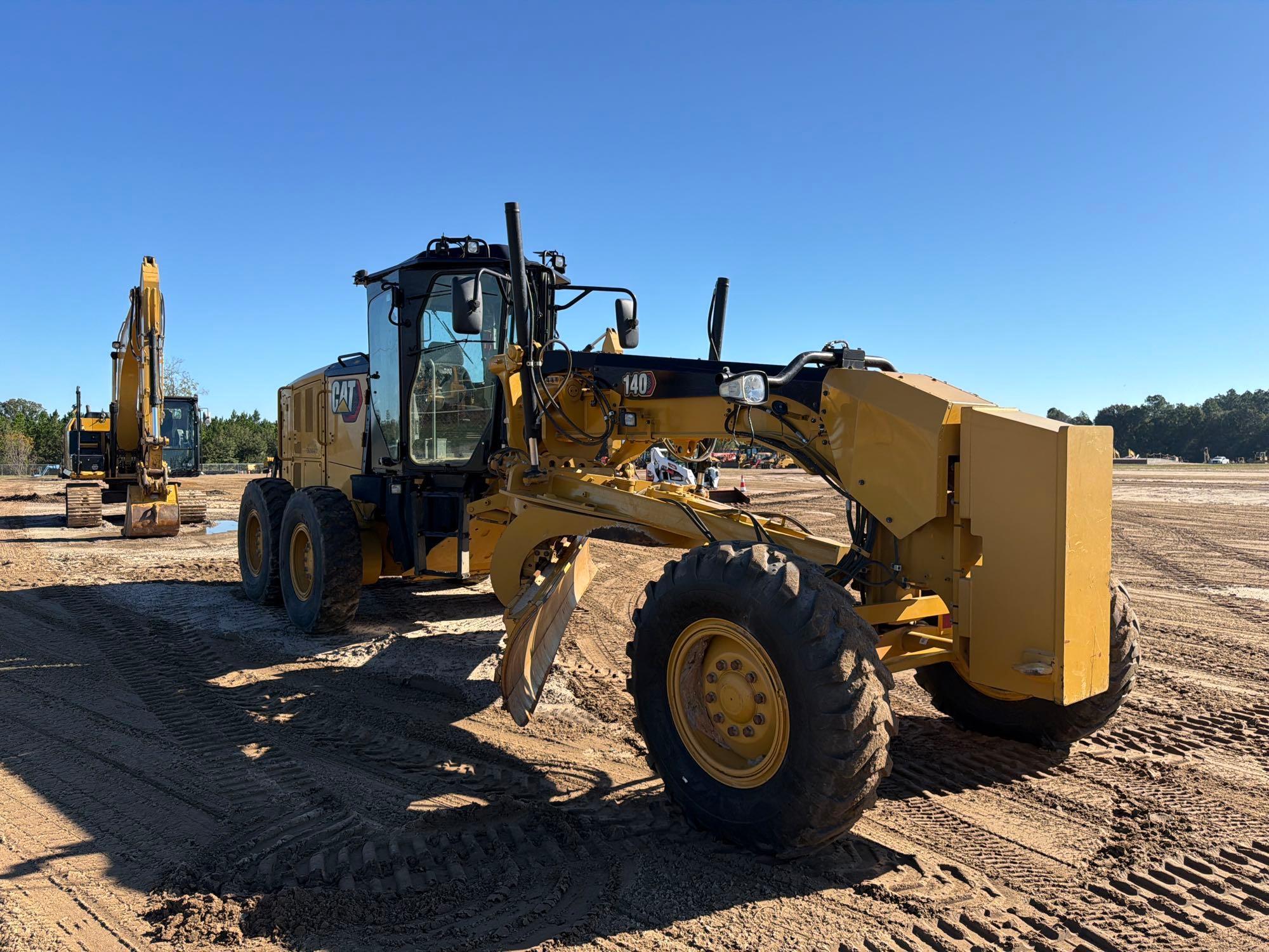 Caterpillar 140