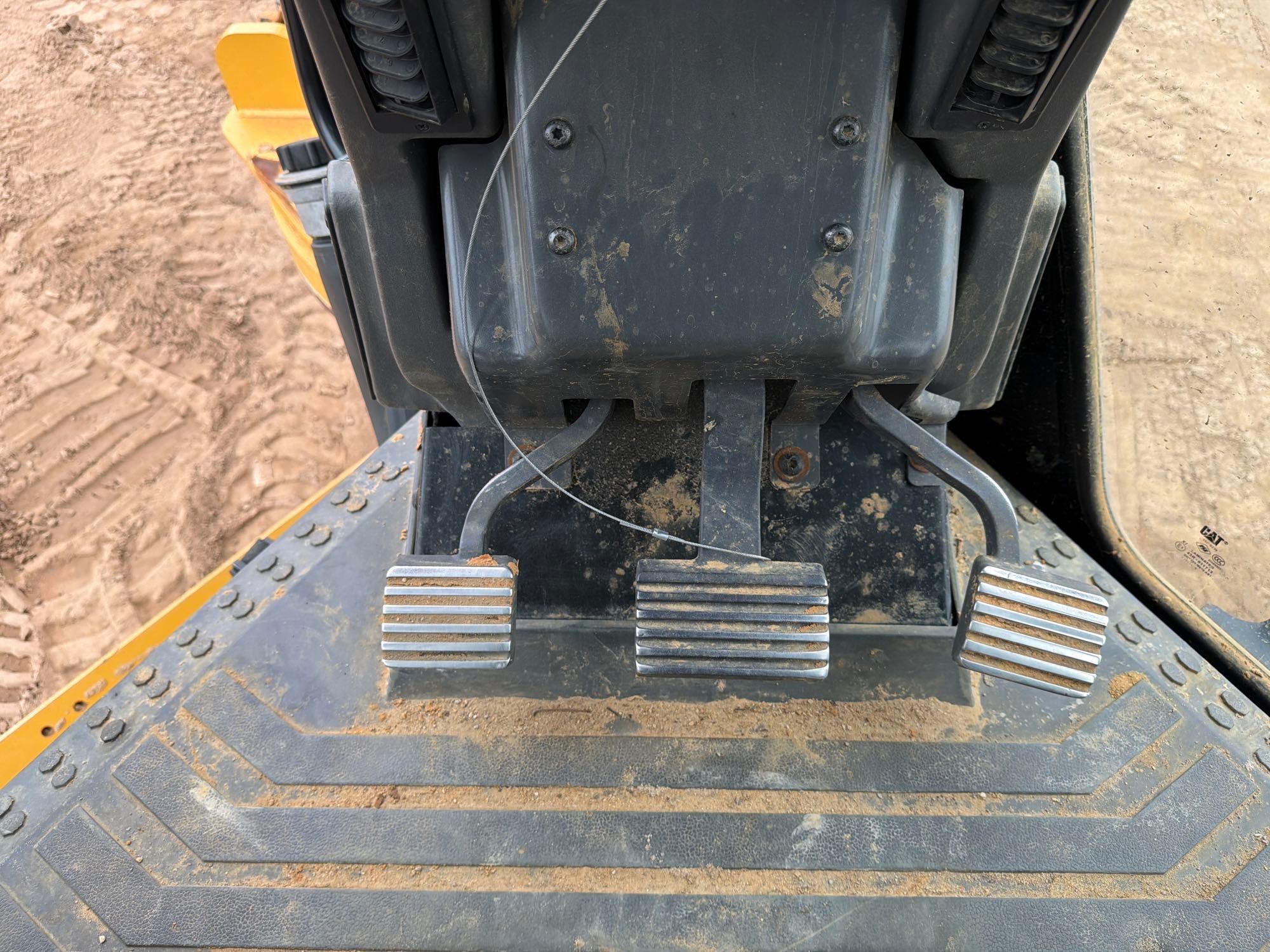 Caterpillar 140