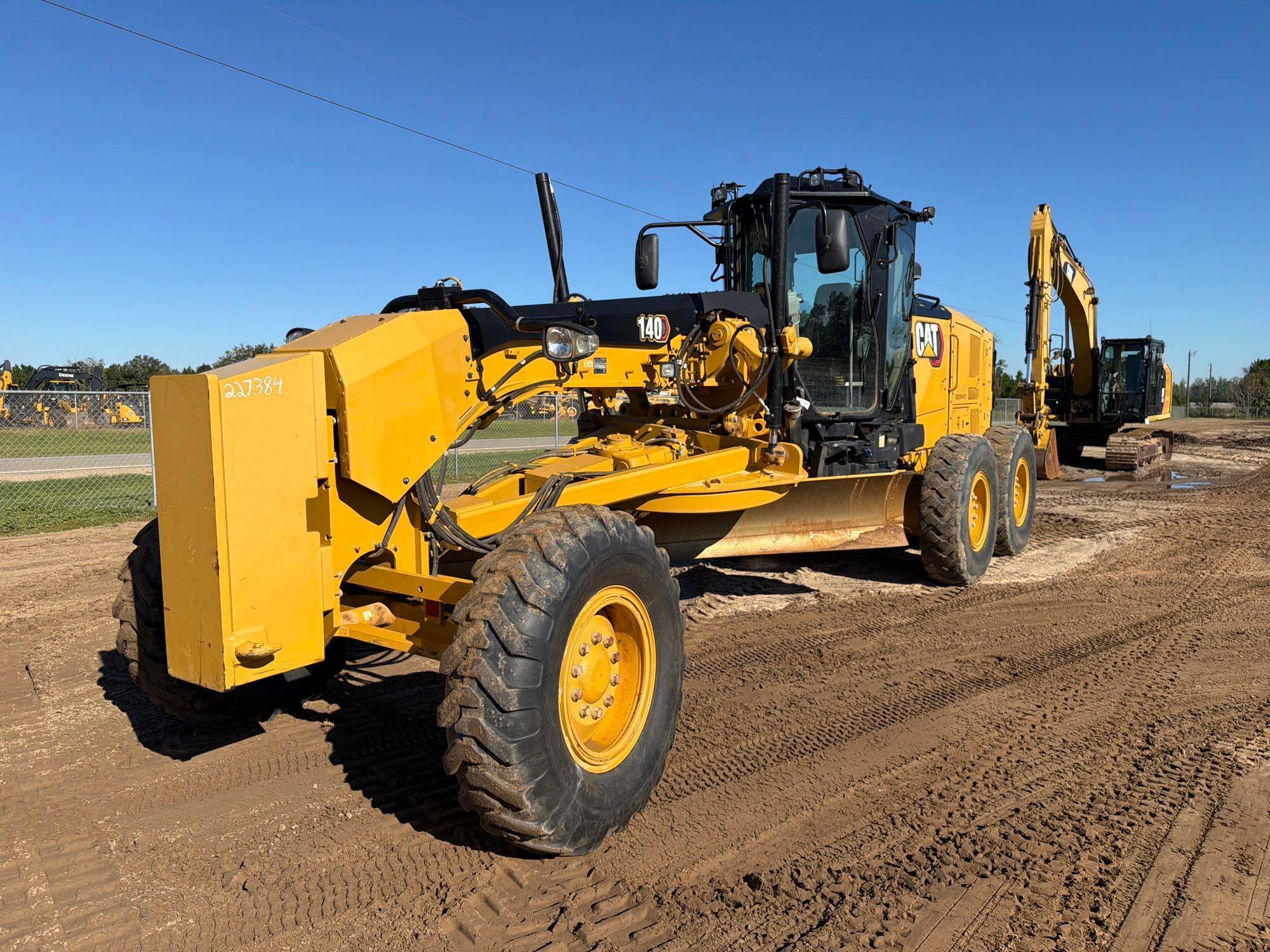 Caterpillar 140