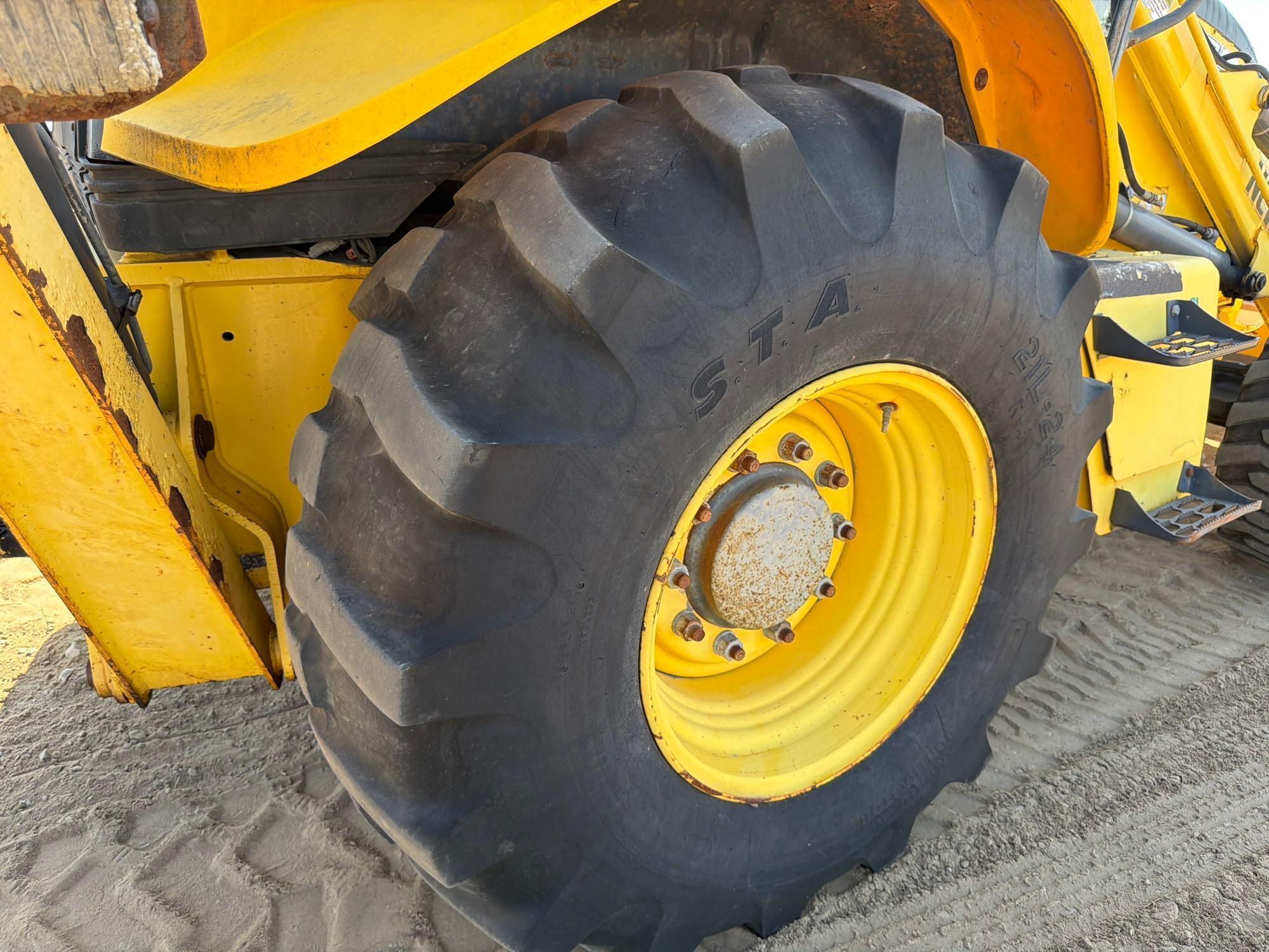 New Holland B95B