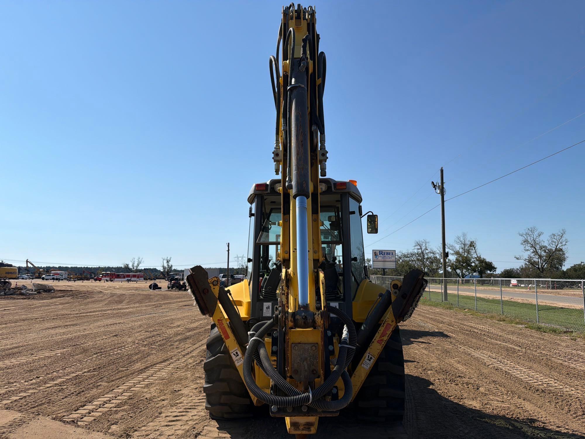 New Holland B95B