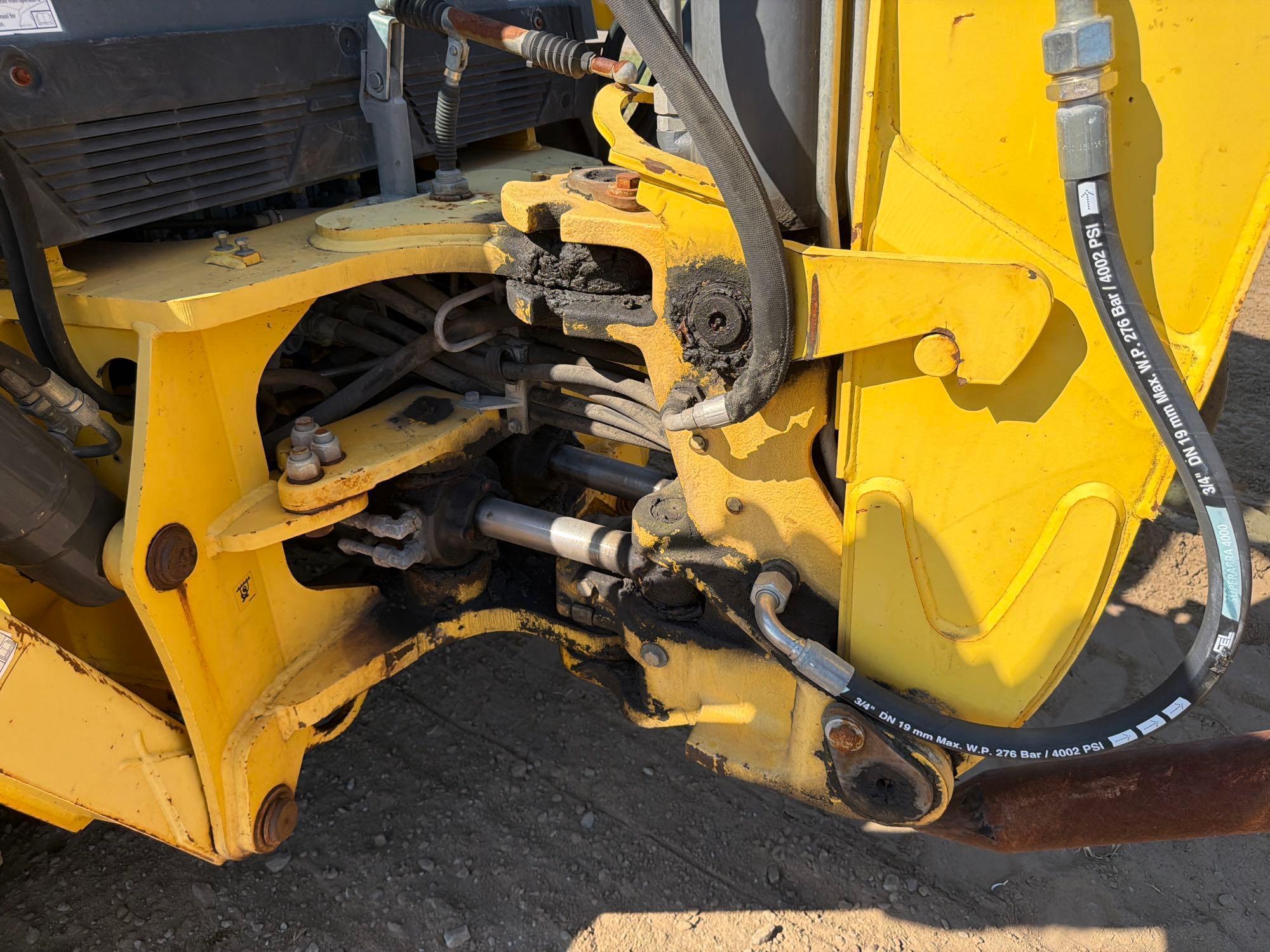 New Holland B95B