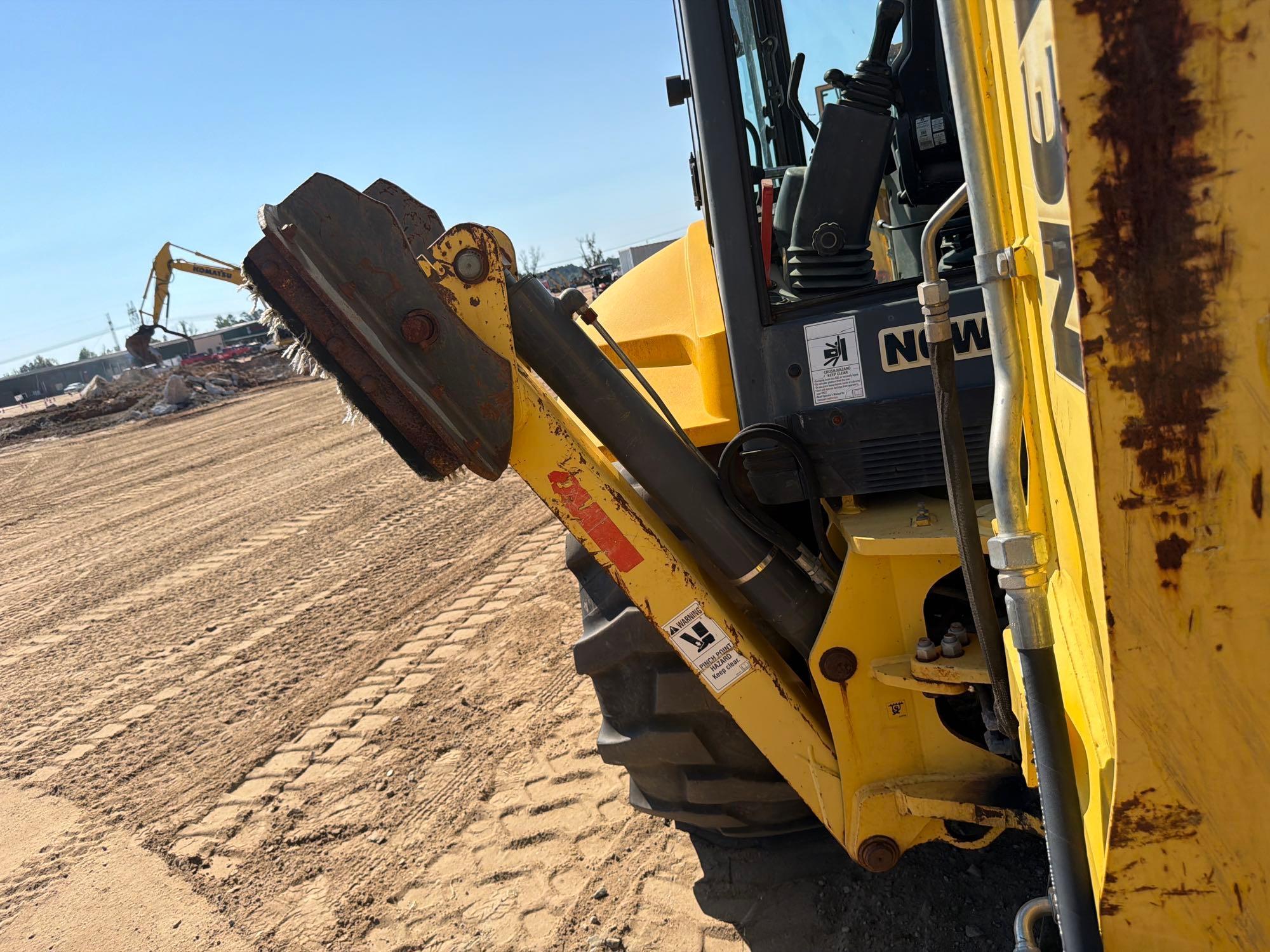 New Holland B95B