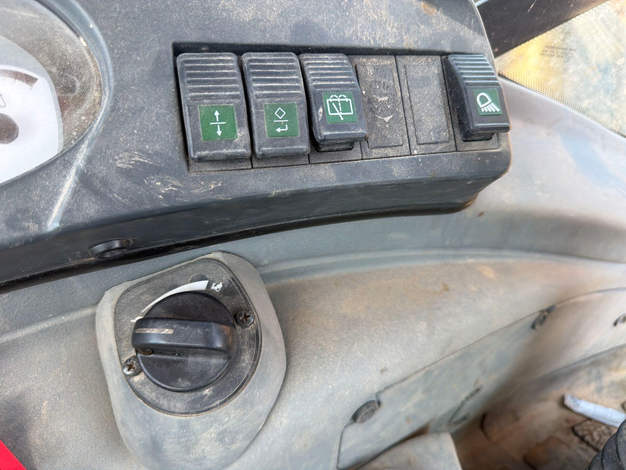 New Holland B95B