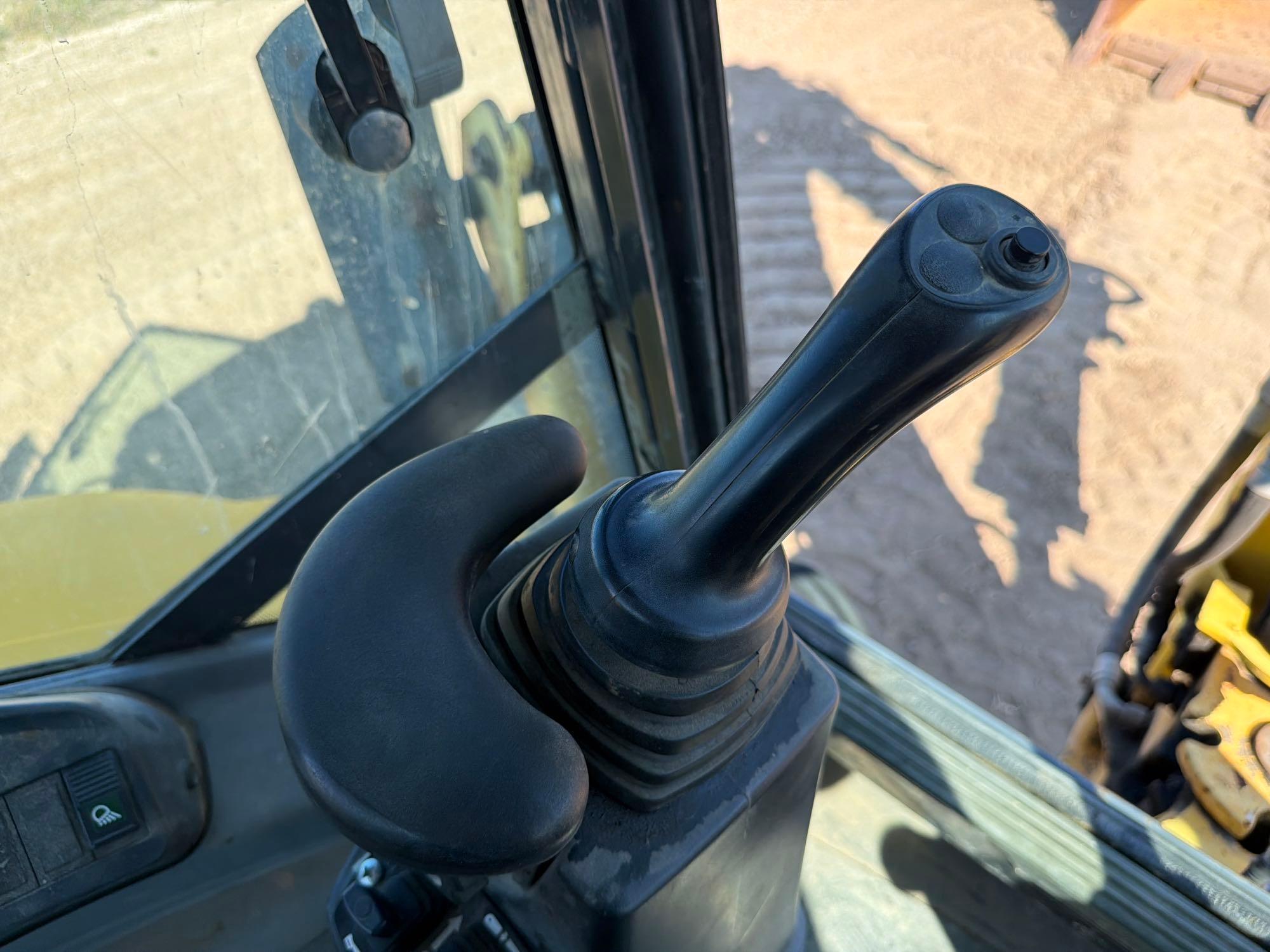 New Holland B95B