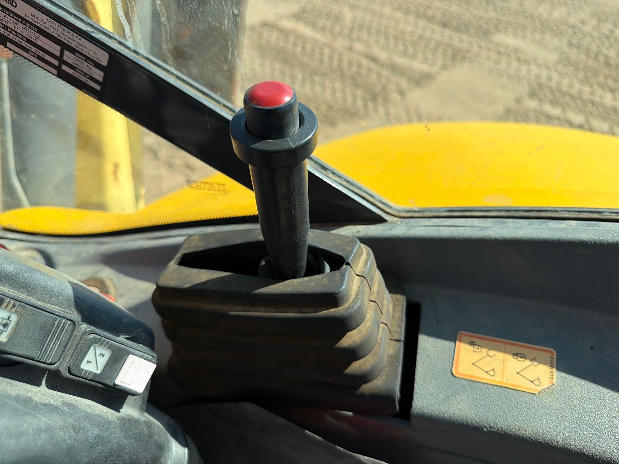 New Holland B95B