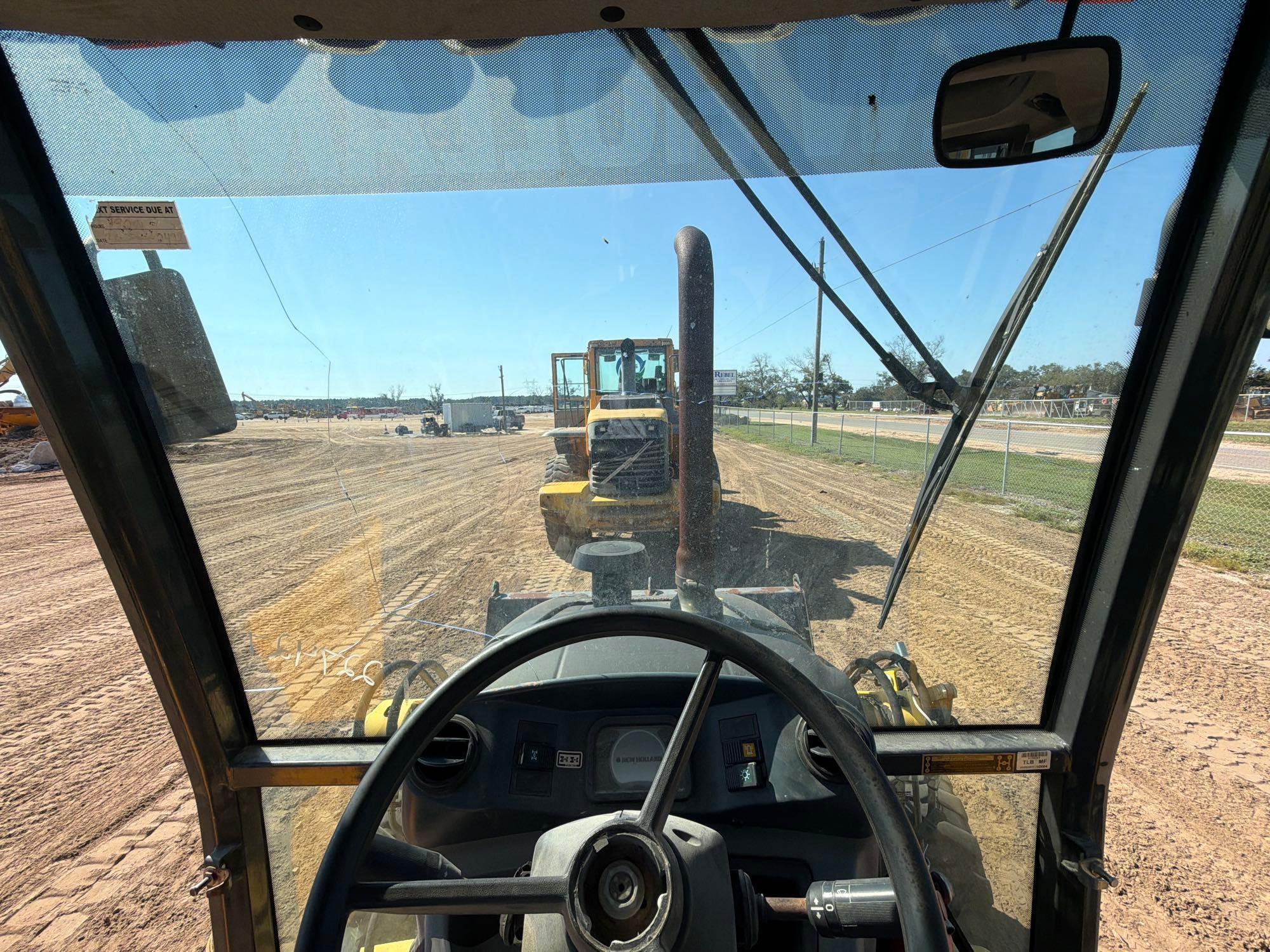 New Holland B95B