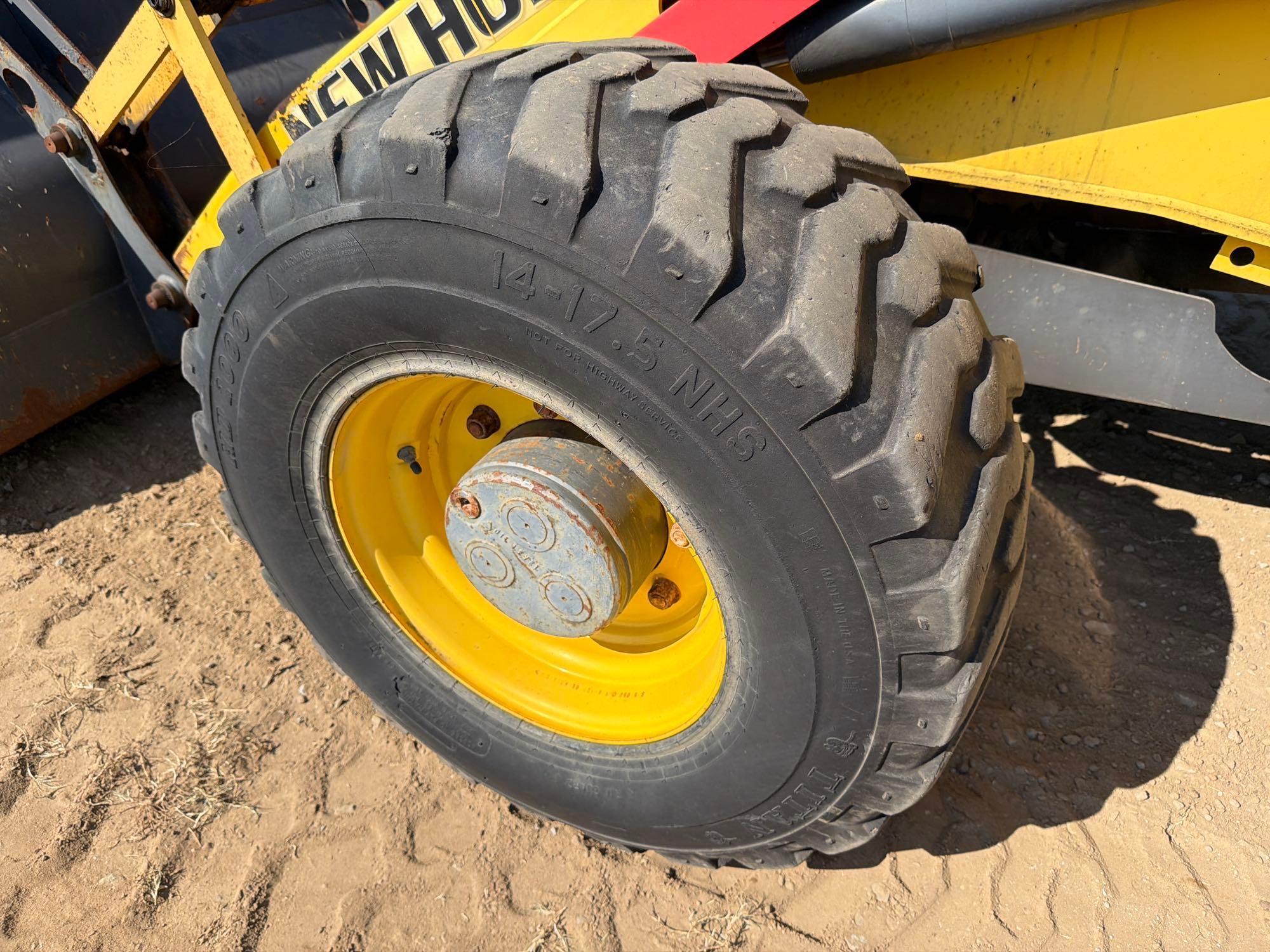 New Holland B95B