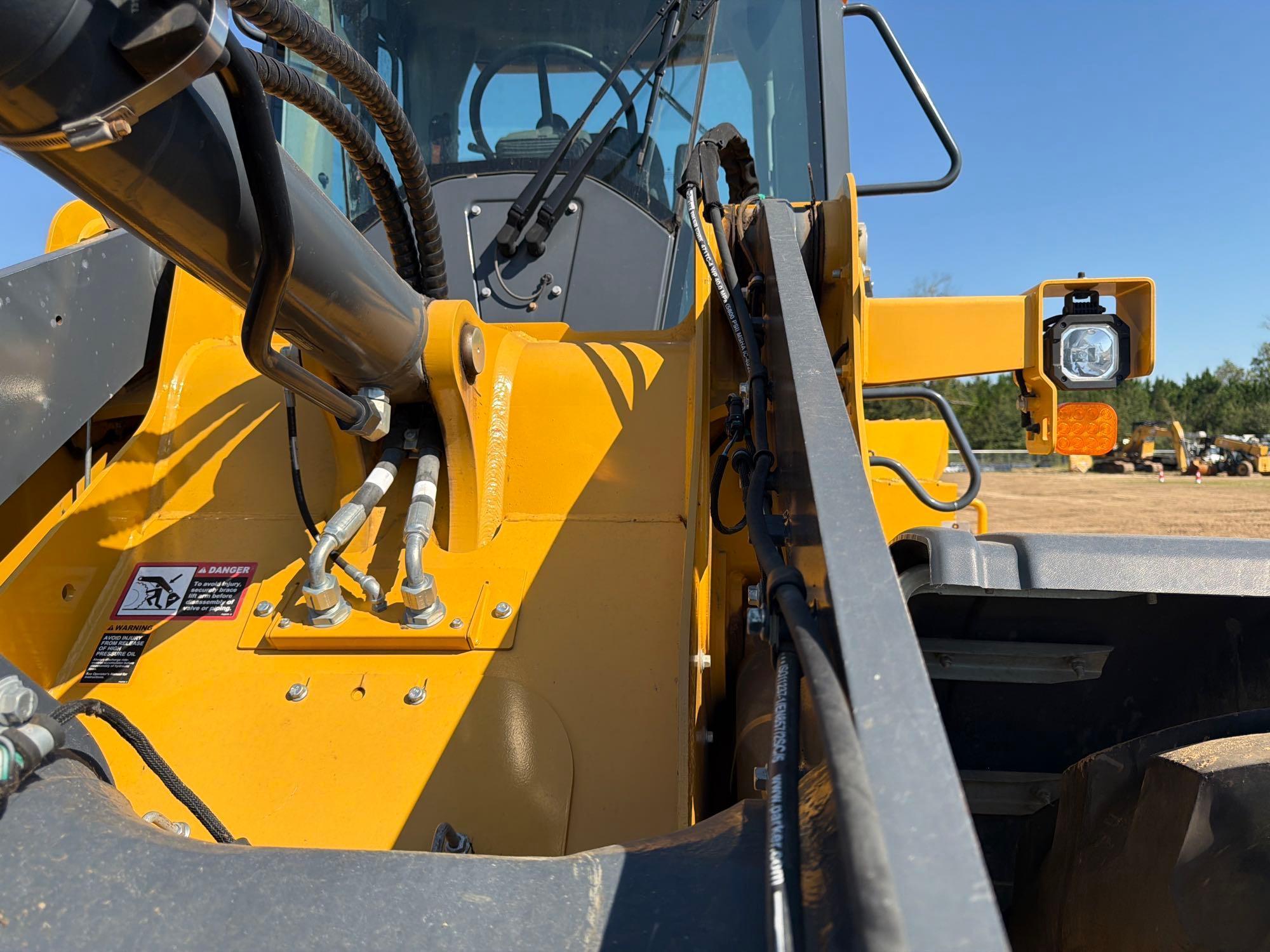 John Deere 444