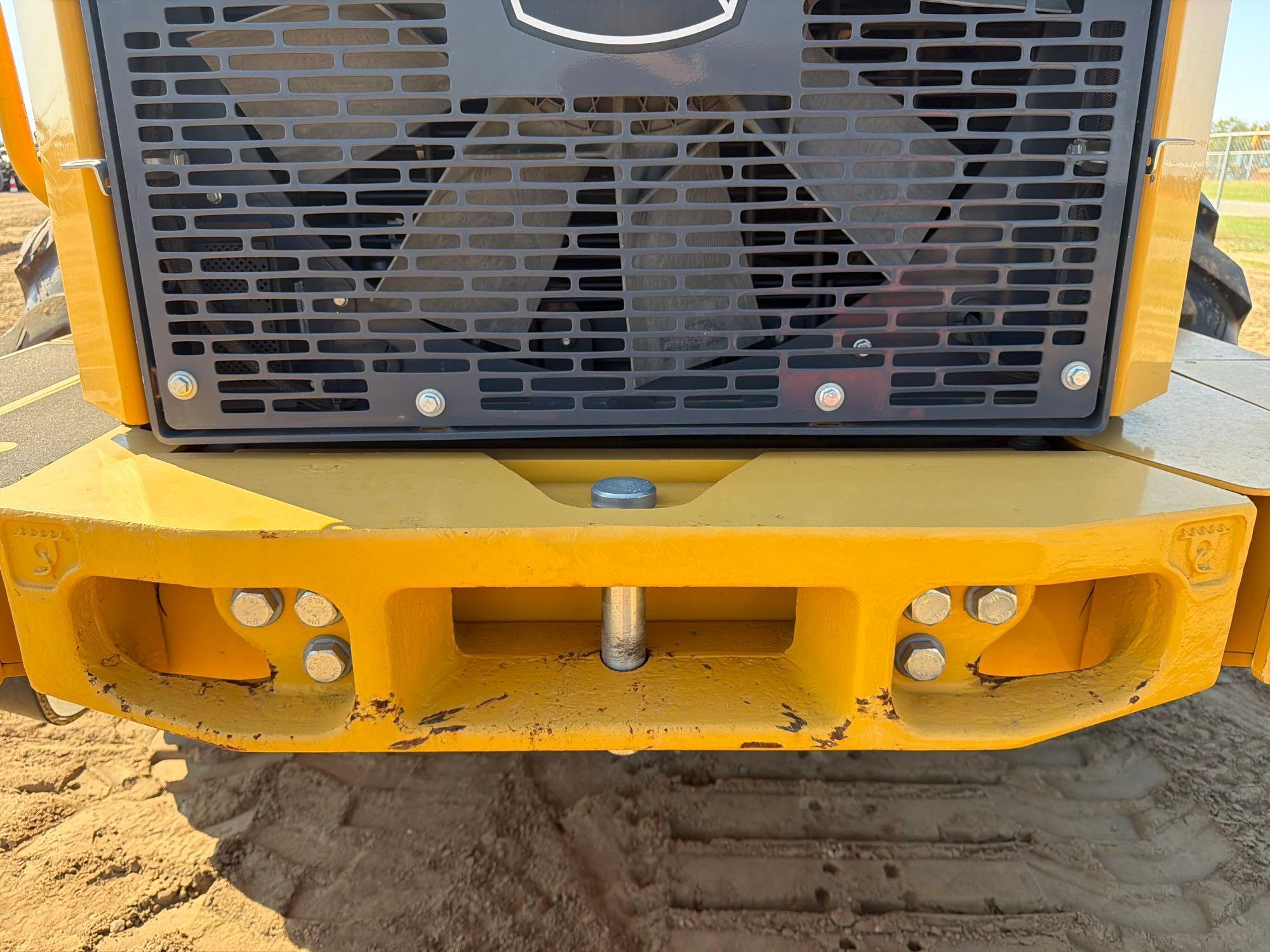 John Deere 444